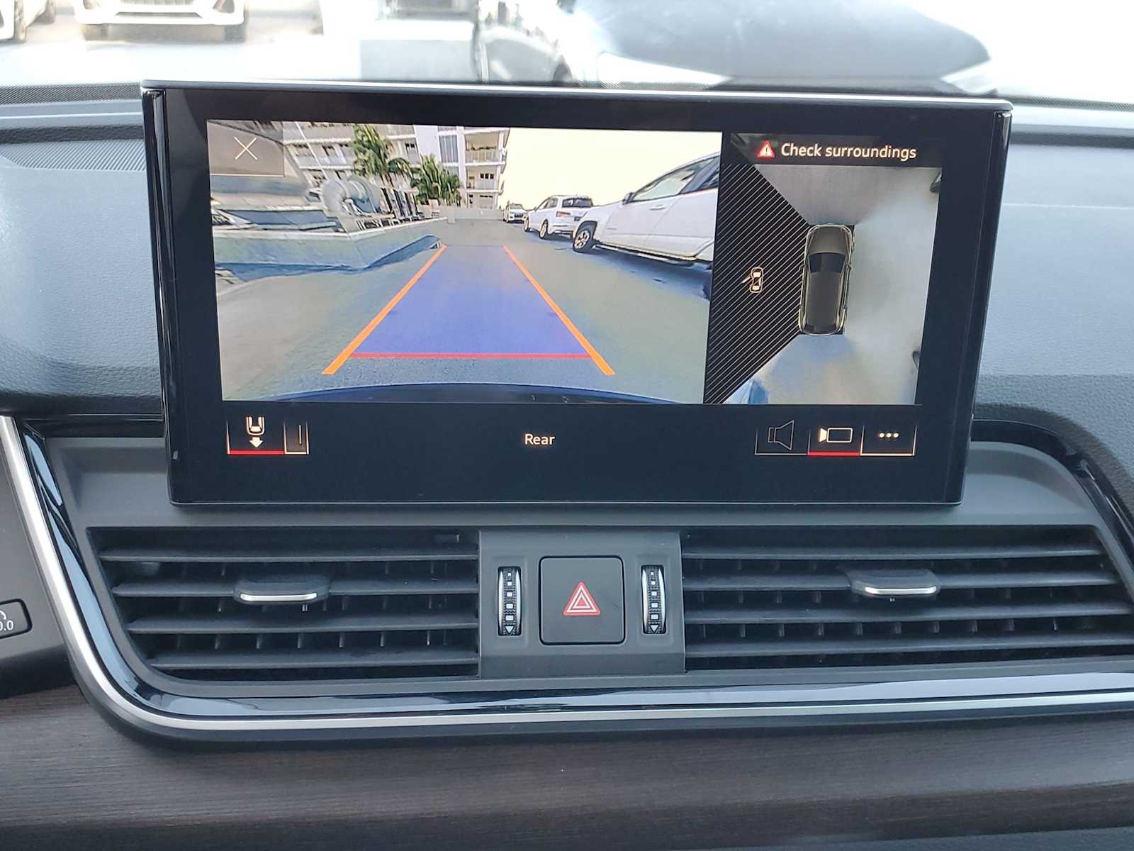 Thumbnail: 2024 Audi Q5 - 20