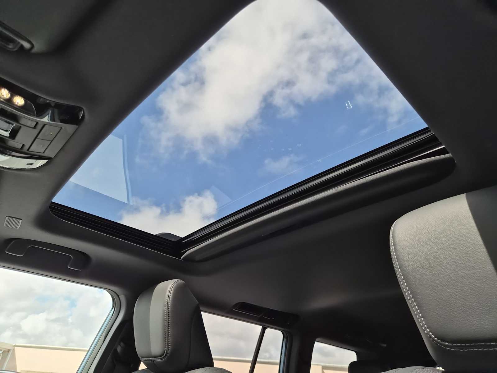 Thumbnail: 2025 Toyota Land Cruiser - 18