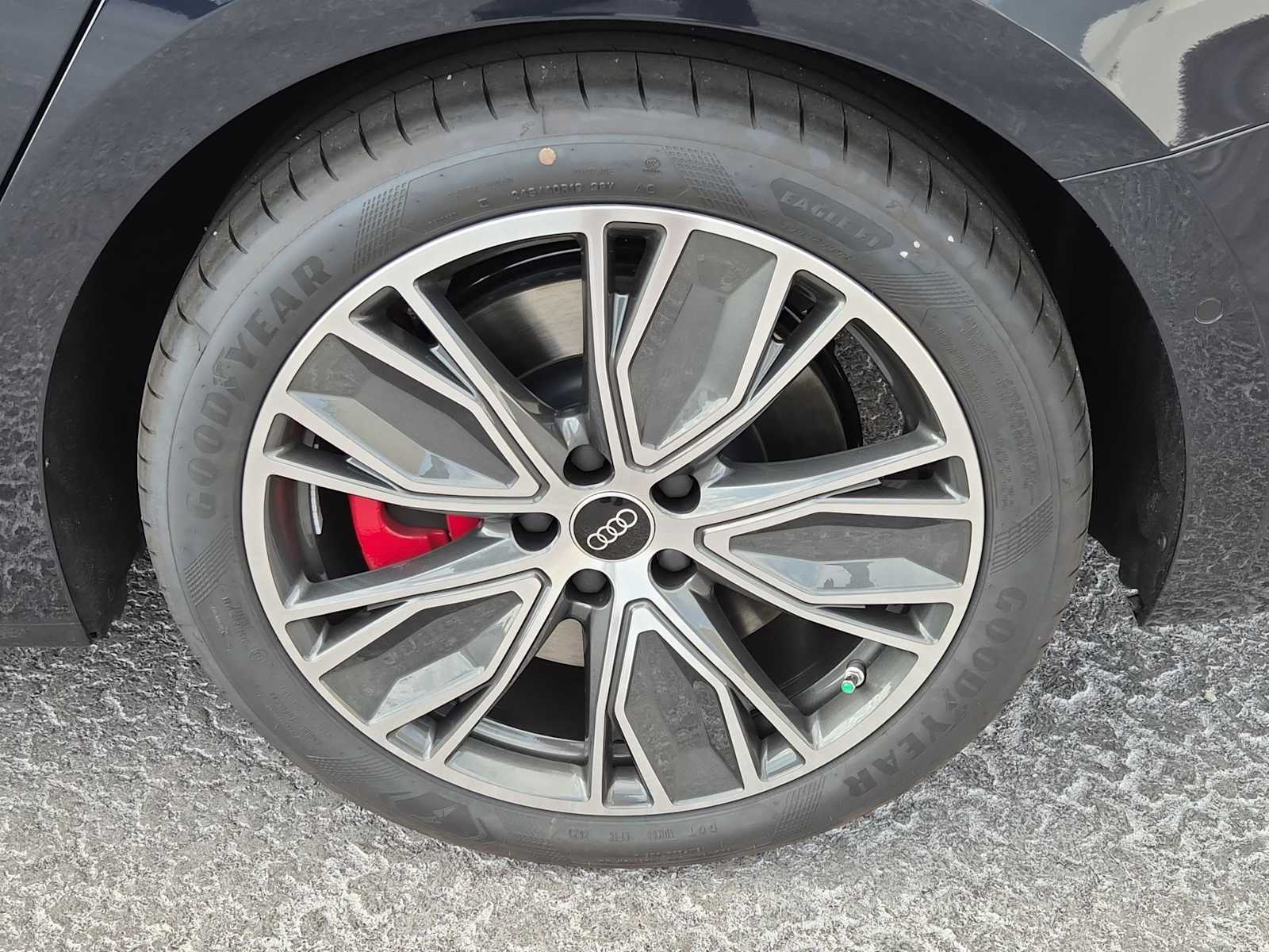 Thumbnail: 2025 Audi S5 - 12