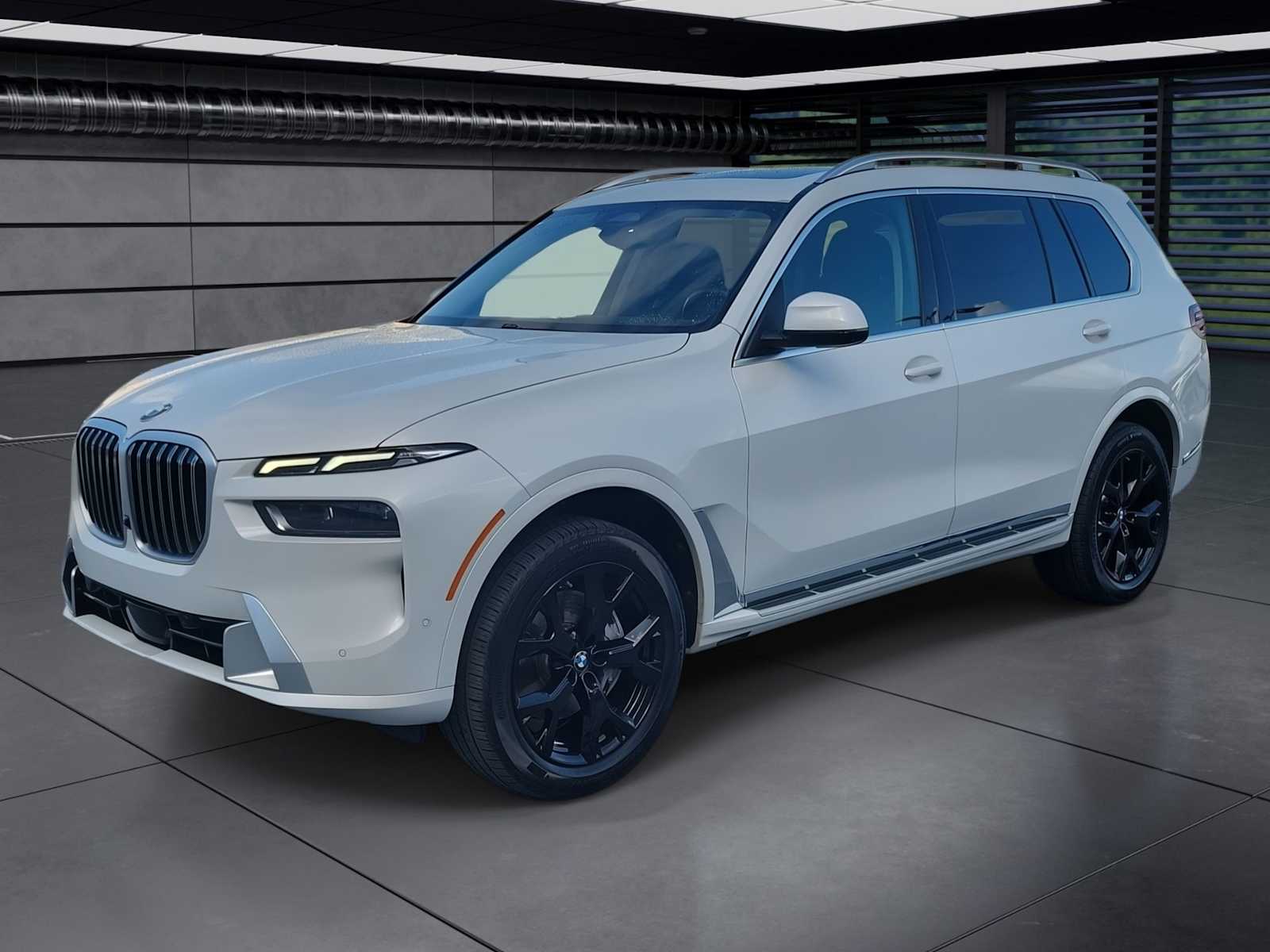 Thumbnail: 2025 BMW X7 - 1