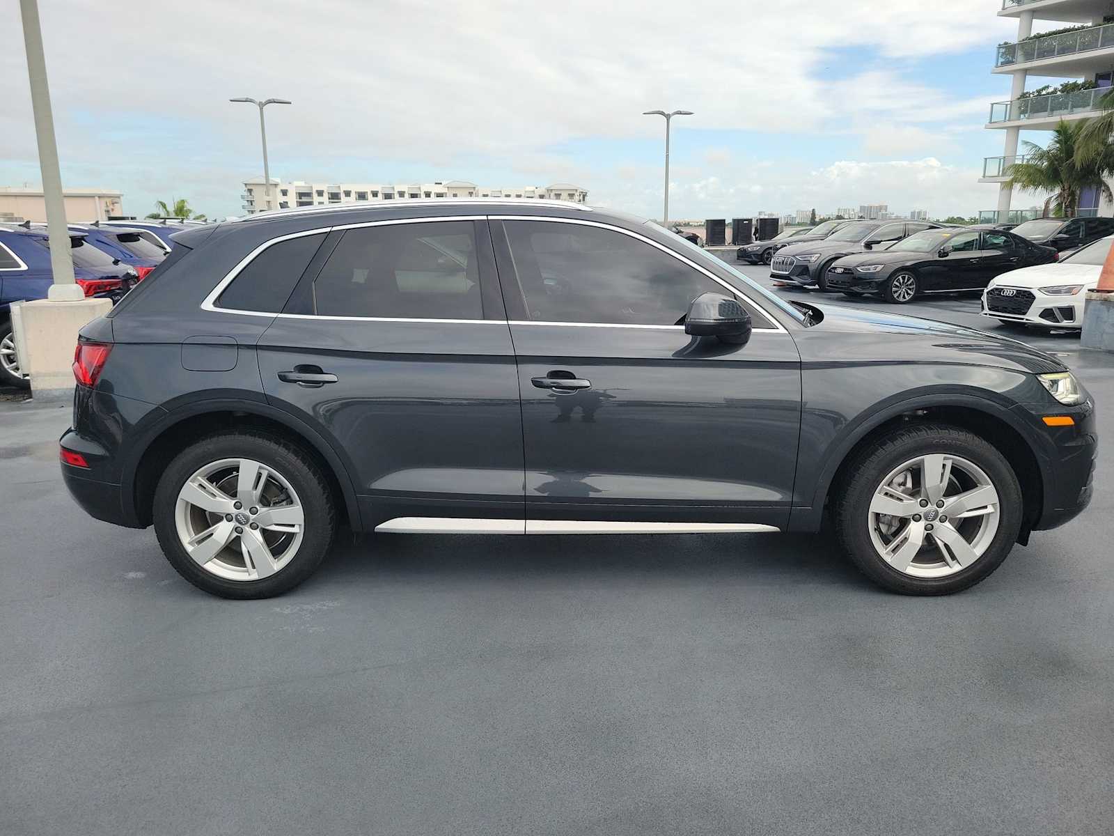 Thumbnail: 2019 Audi Q5 - 7