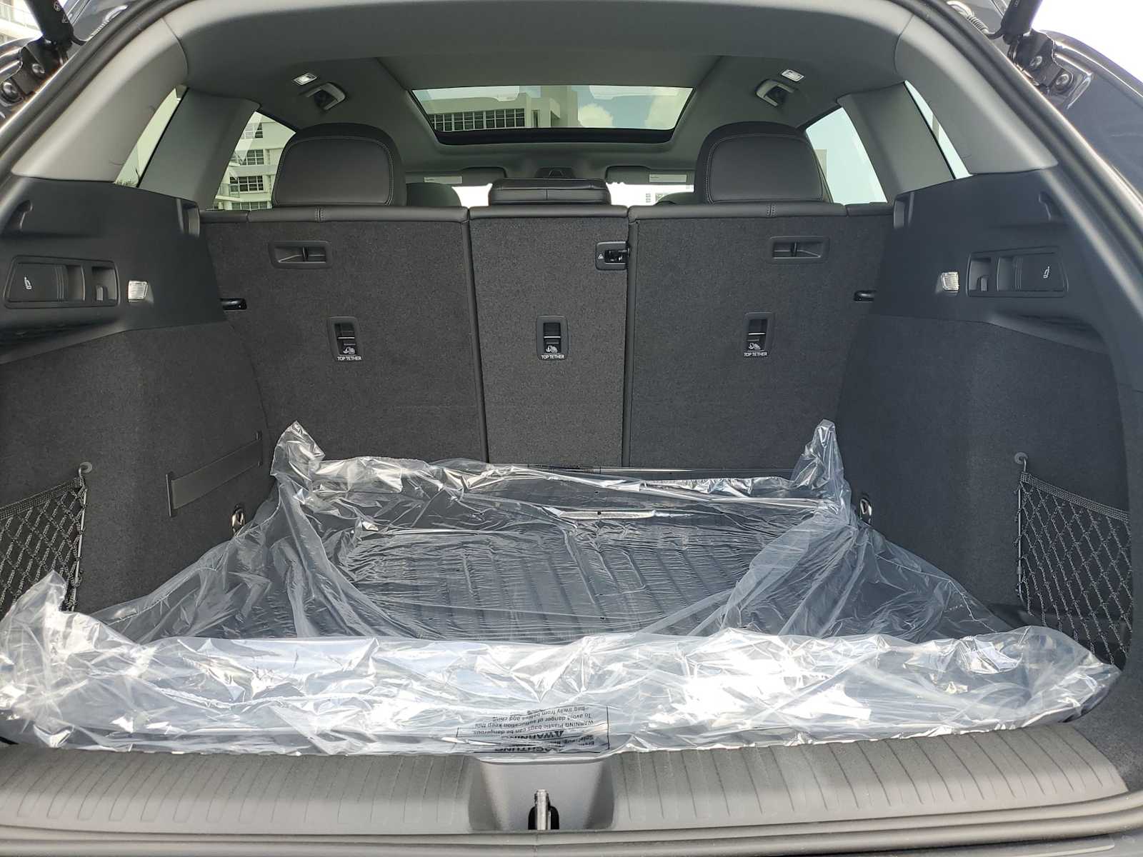 2025 Audi Q6 e-tron Premium 24