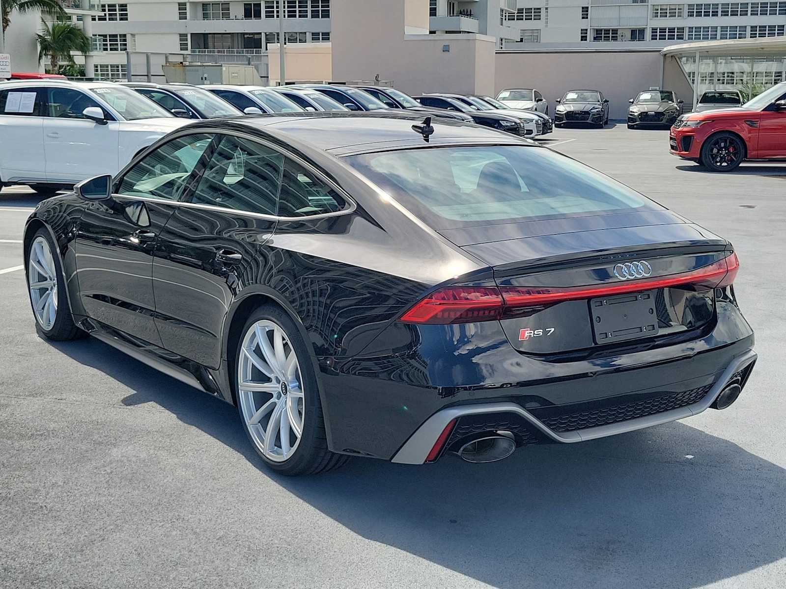 Thumbnail: 2026 Audi RS 7 - 4