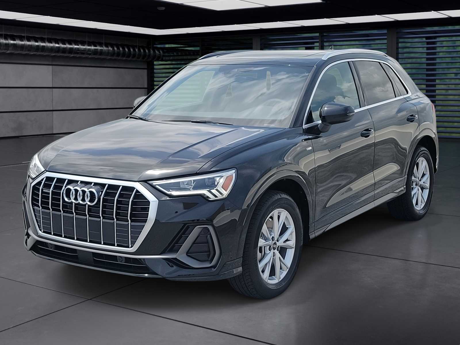 Thumbnail: 2025 Audi Q3 - 1
