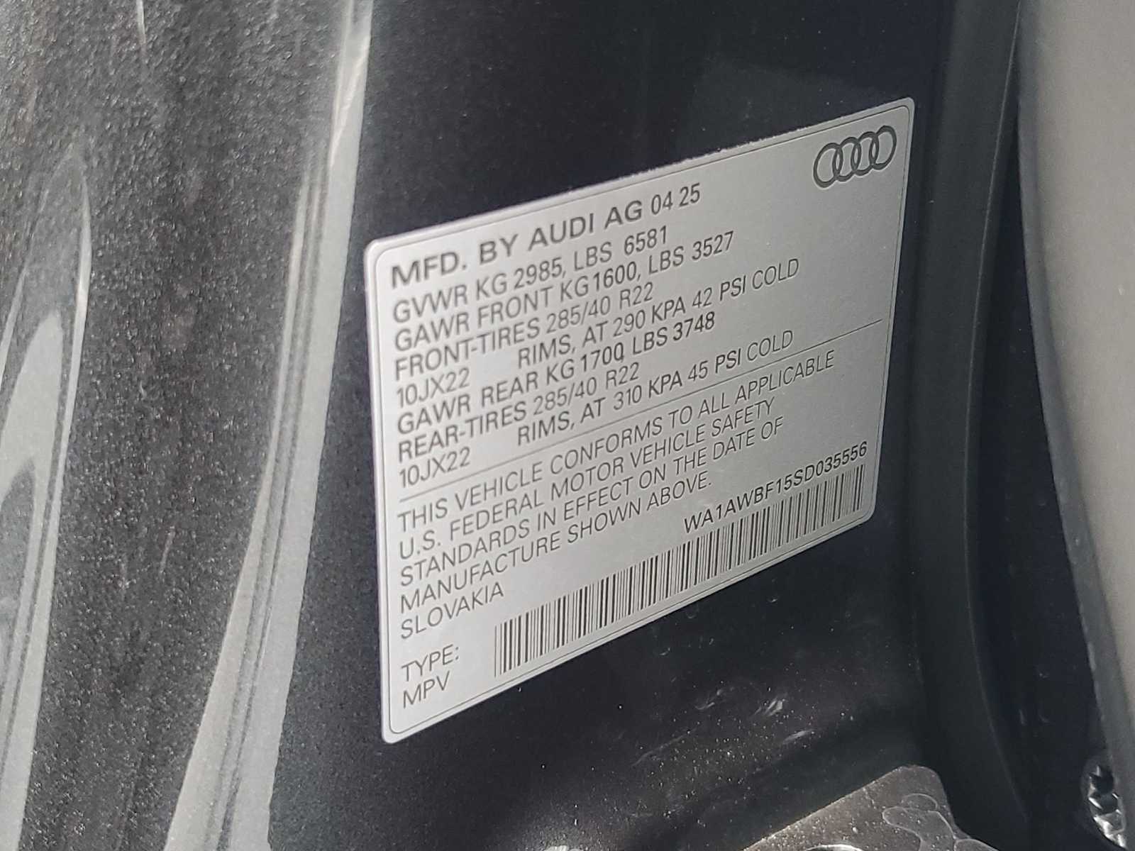 Thumbnail: 2025 Audi SQ8 - 24