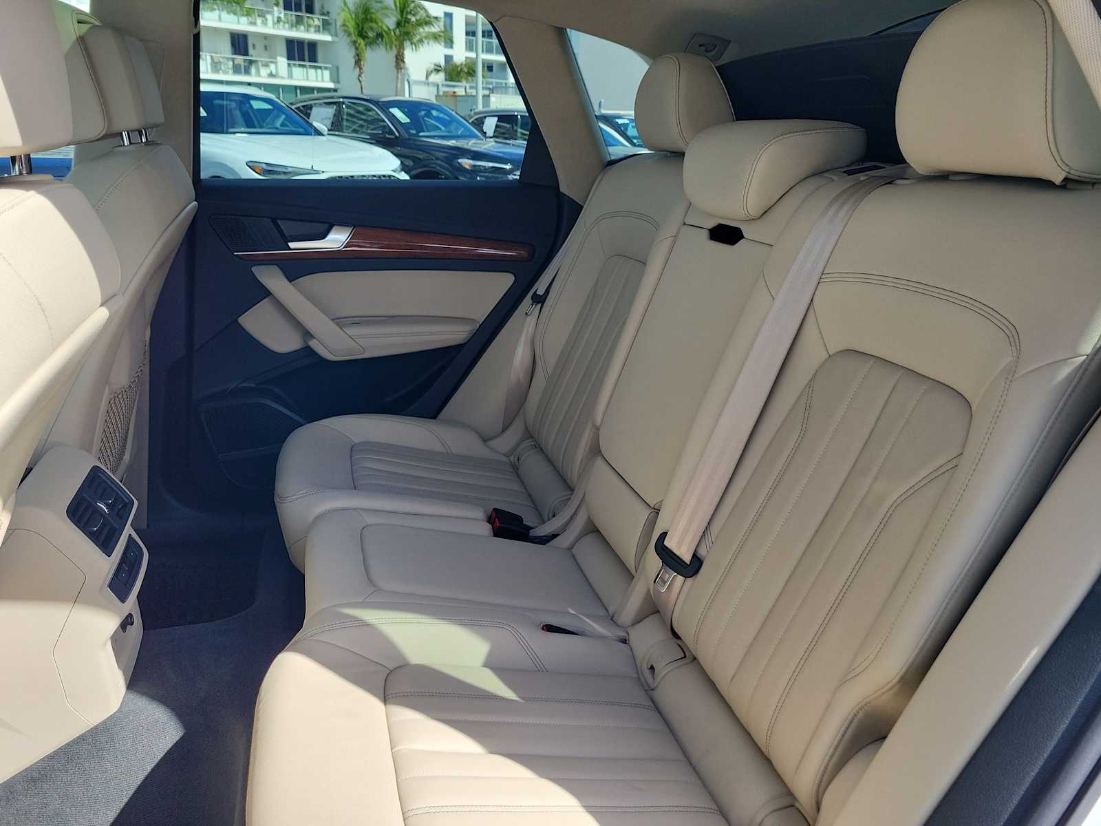 Thumbnail: 2023 Audi Q5 - 19