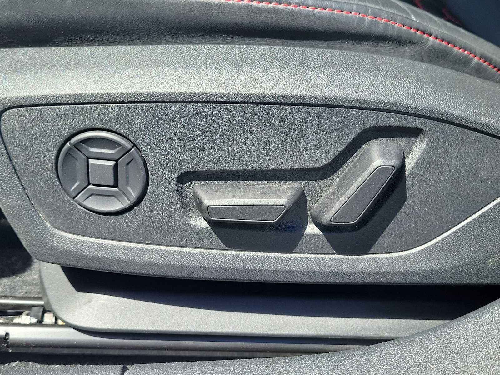 Thumbnail: 2024 Audi RS 3 - 16