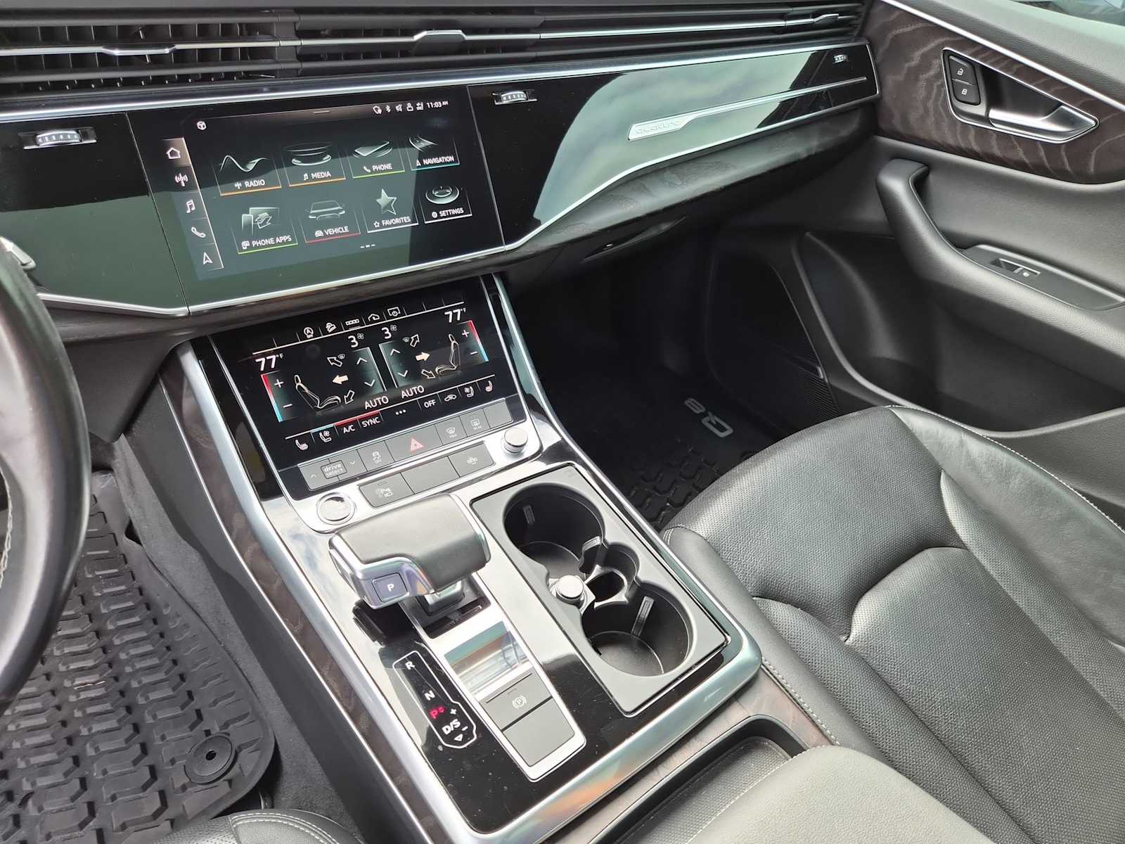 Thumbnail: 2021 Audi Q8 - 22