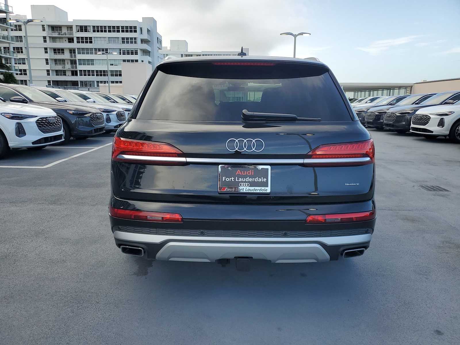 Thumbnail: 2025 Audi Q7 - 5