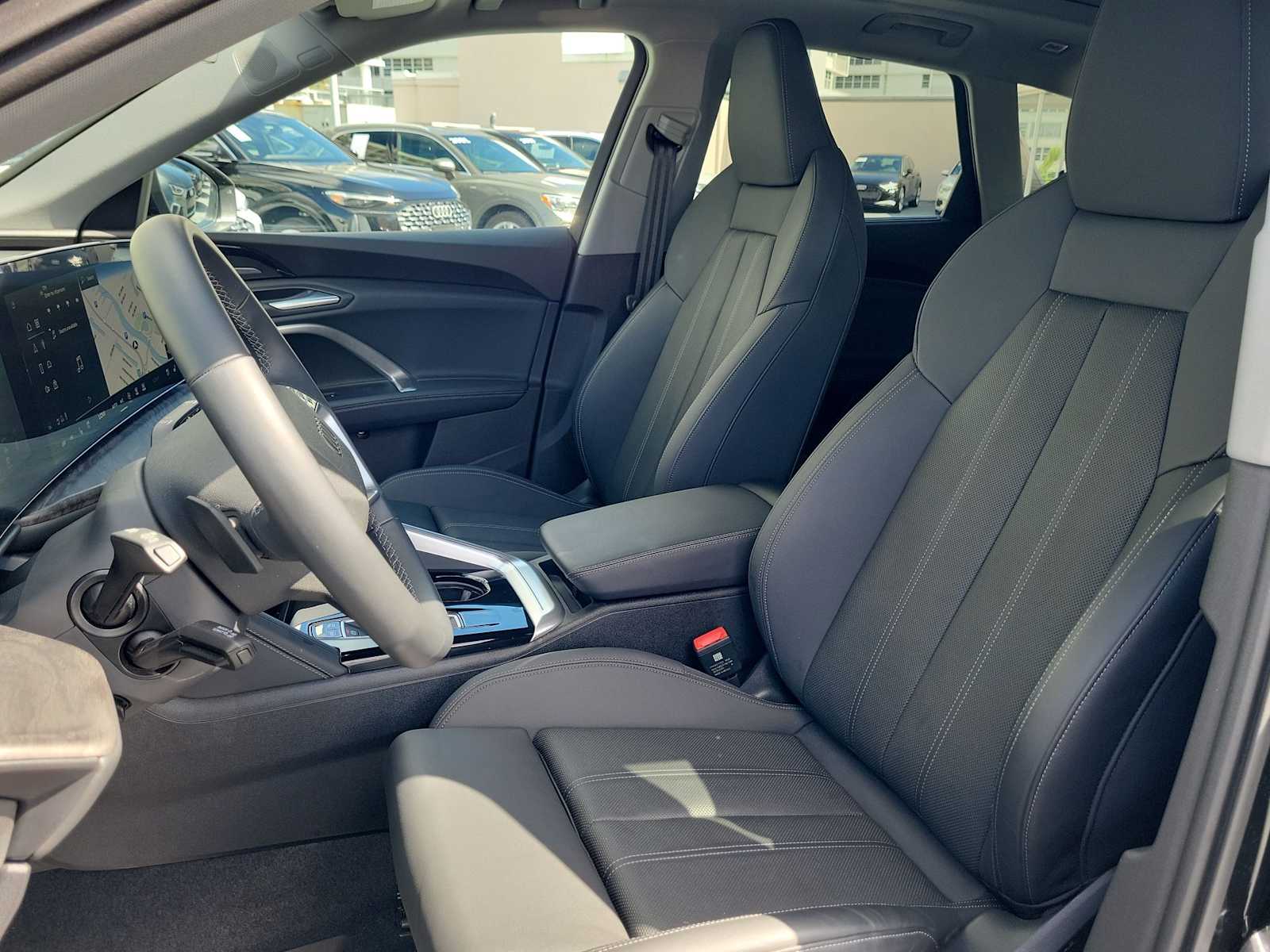 Thumbnail: 2025 Audi Q5 - 15
