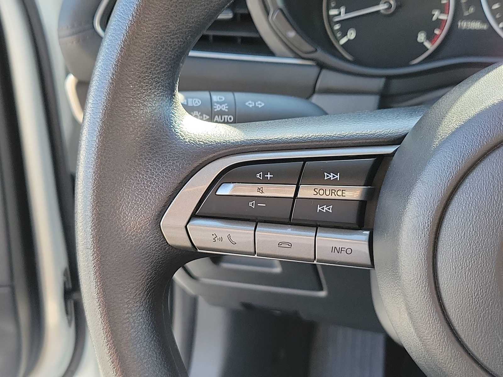 Thumbnail: 2021 Mazda Mazda3 - 20