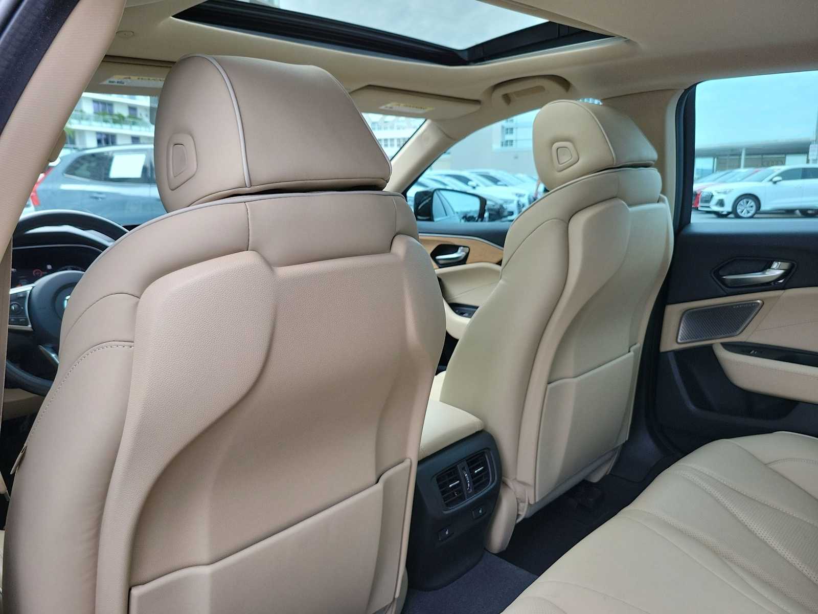 Thumbnail: 2023 Acura TLX - 17