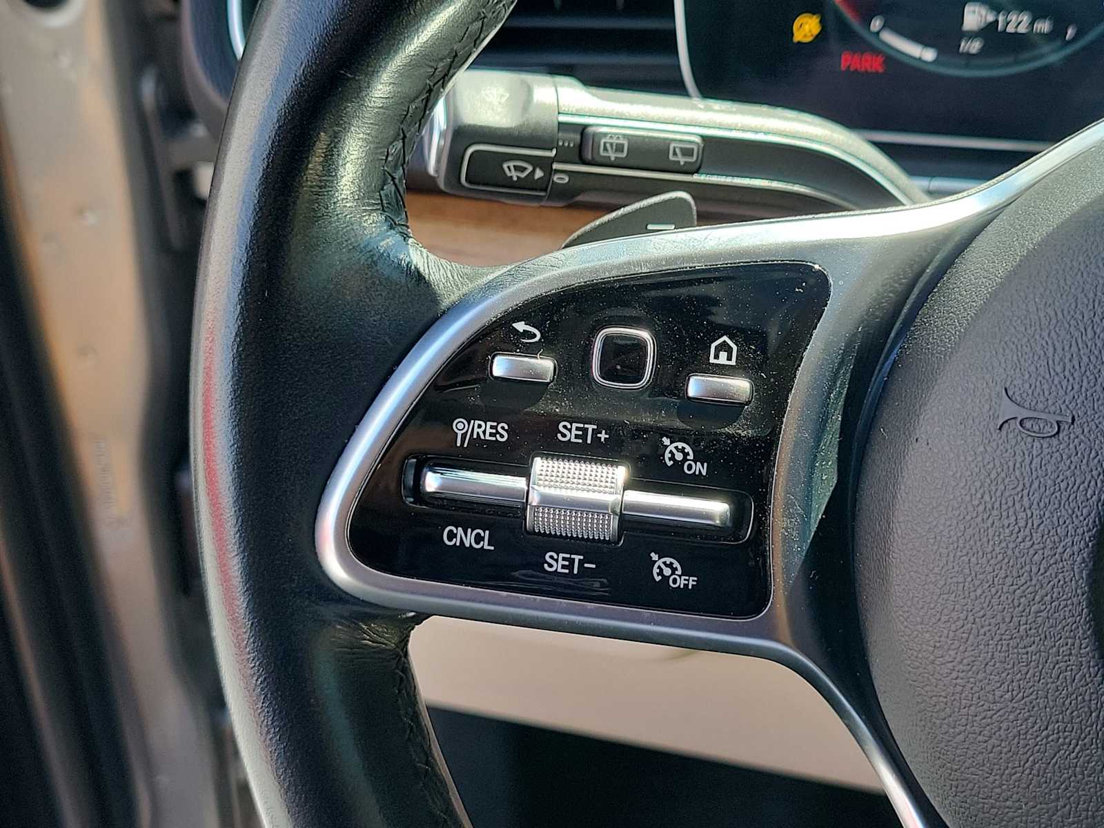 Thumbnail: 2022 Mercedes-Benz GLE - 20