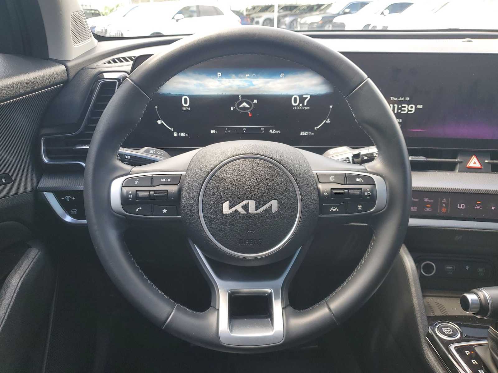 Thumbnail: 2023 Kia Sportage - 16