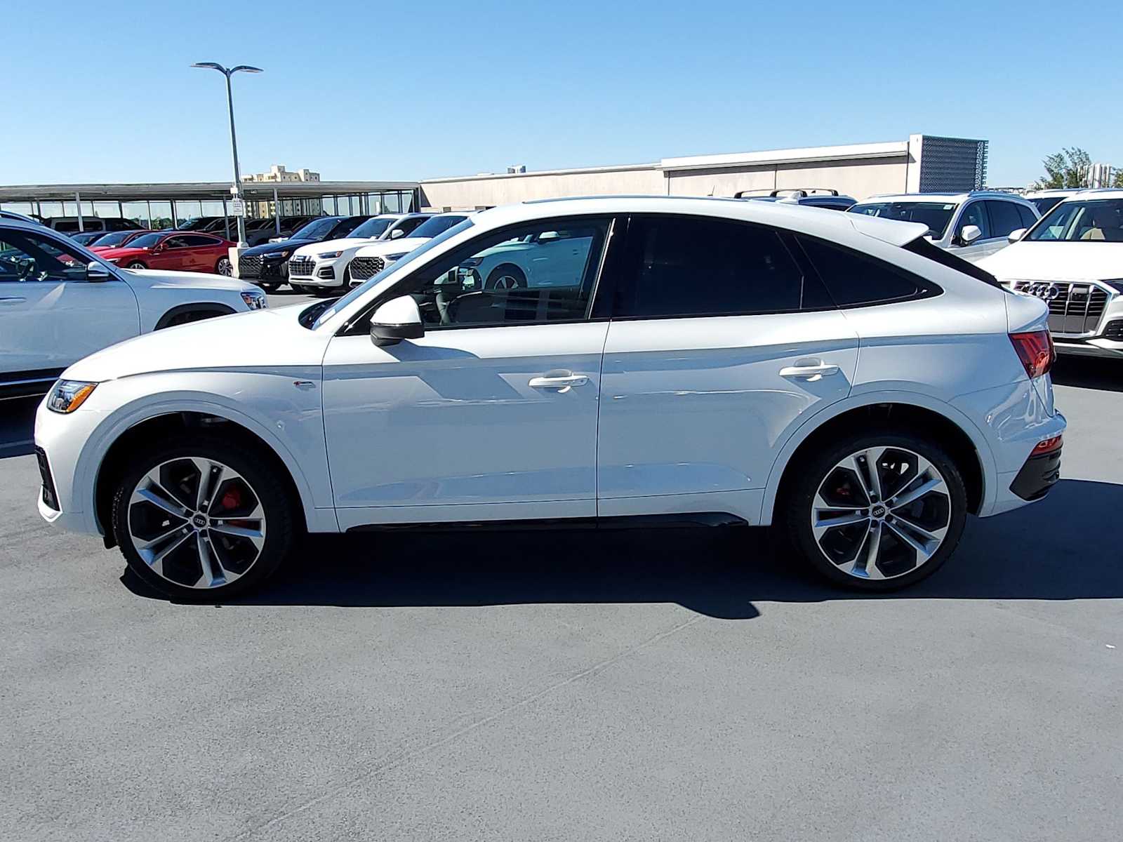 Thumbnail: 2024 Audi Q5 - 3