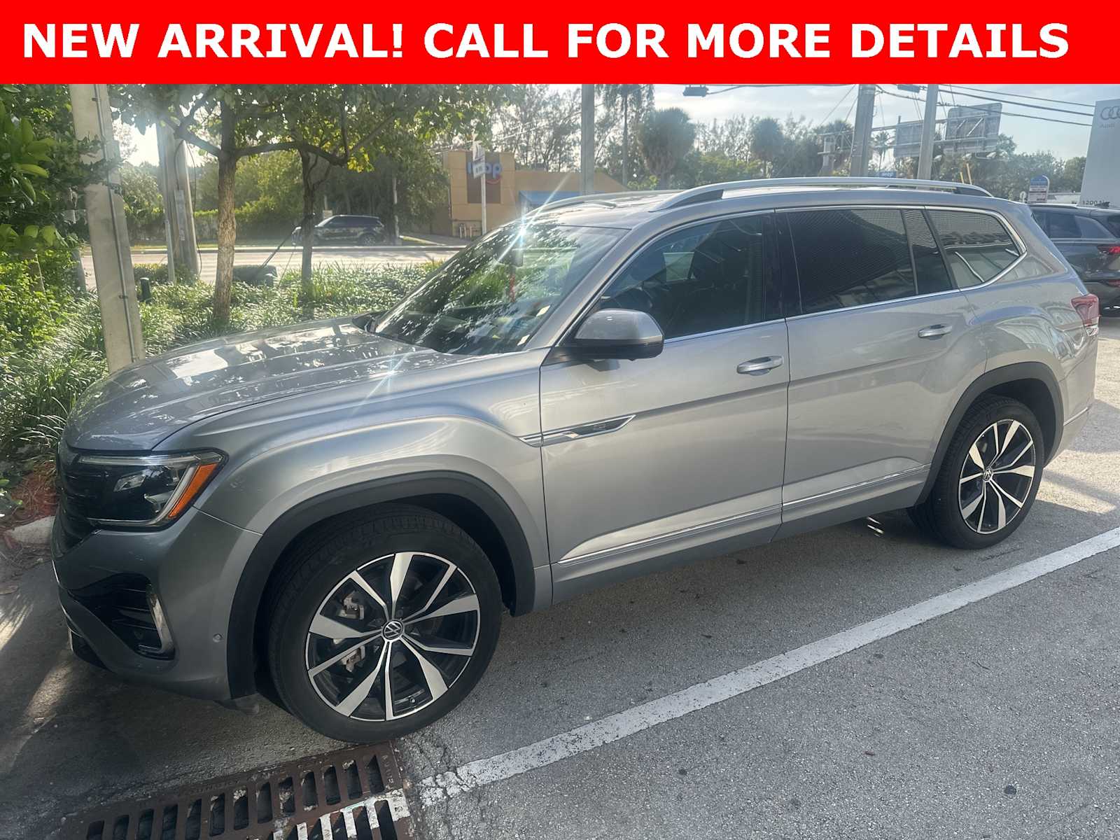 Thumbnail: 2024 Volkswagen Atlas - 1