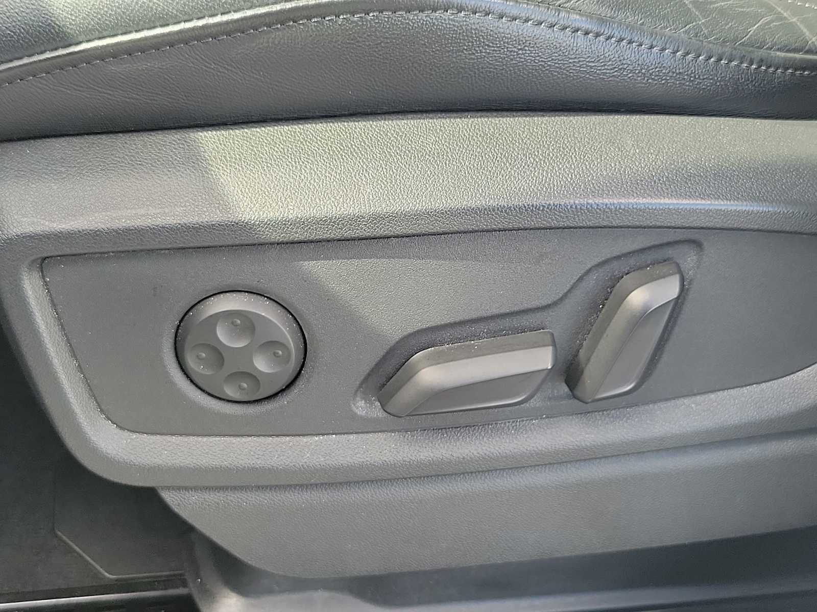 Thumbnail: 2021 Audi Q5 - 16