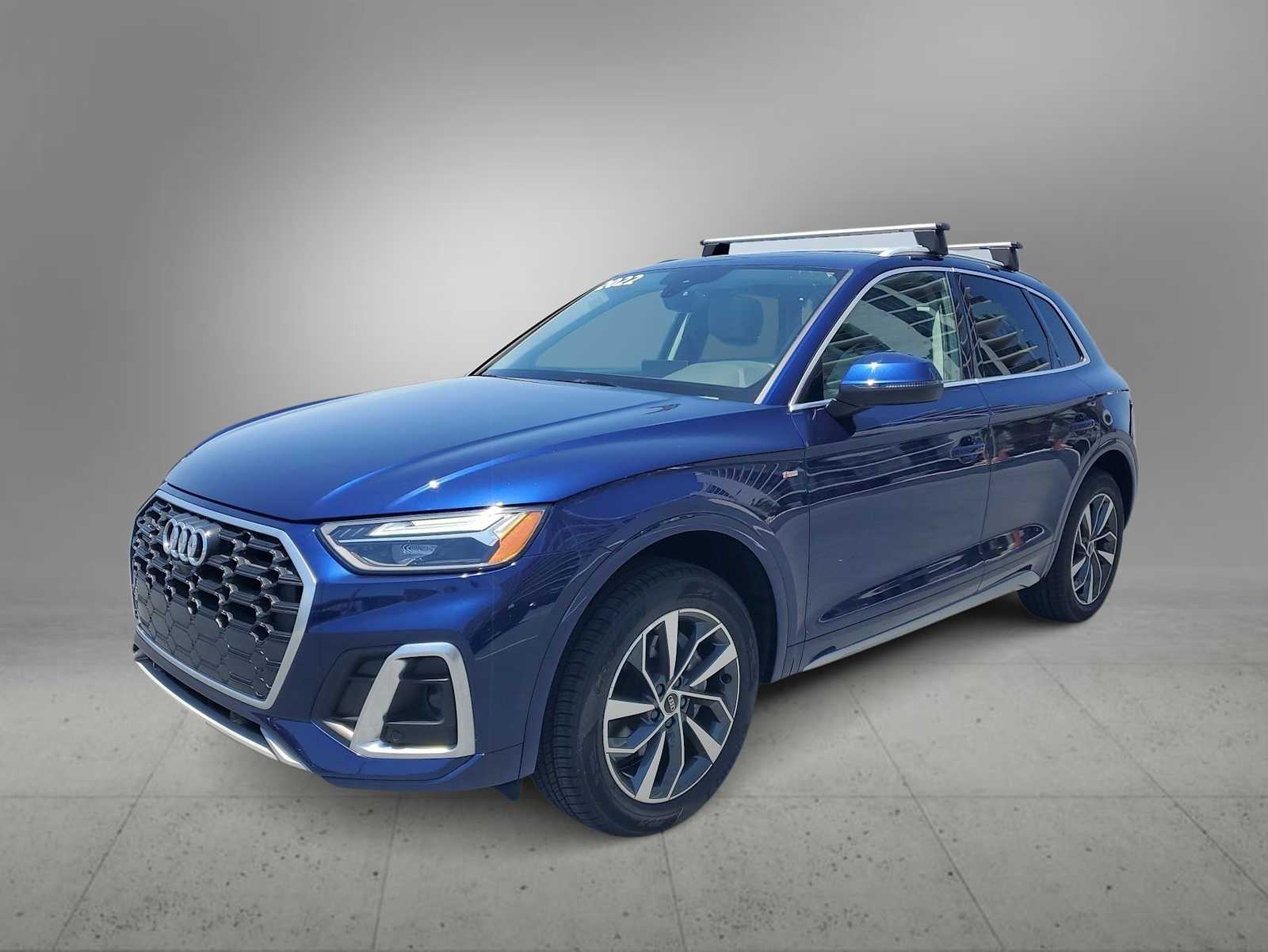 2022 Audi Q5 e Premium Plus Hero Image