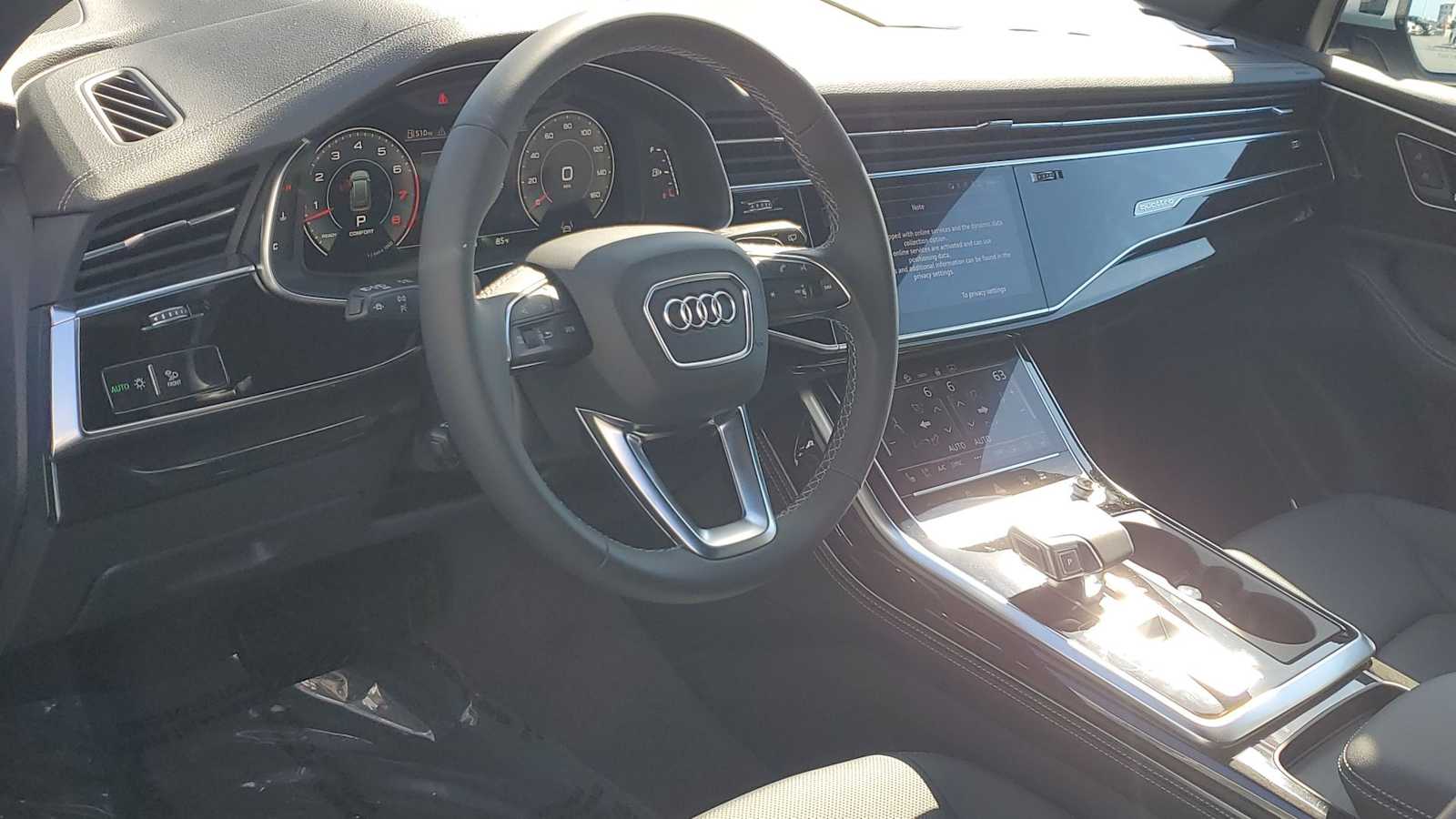 Thumbnail: 2026 Audi Q8 - 2