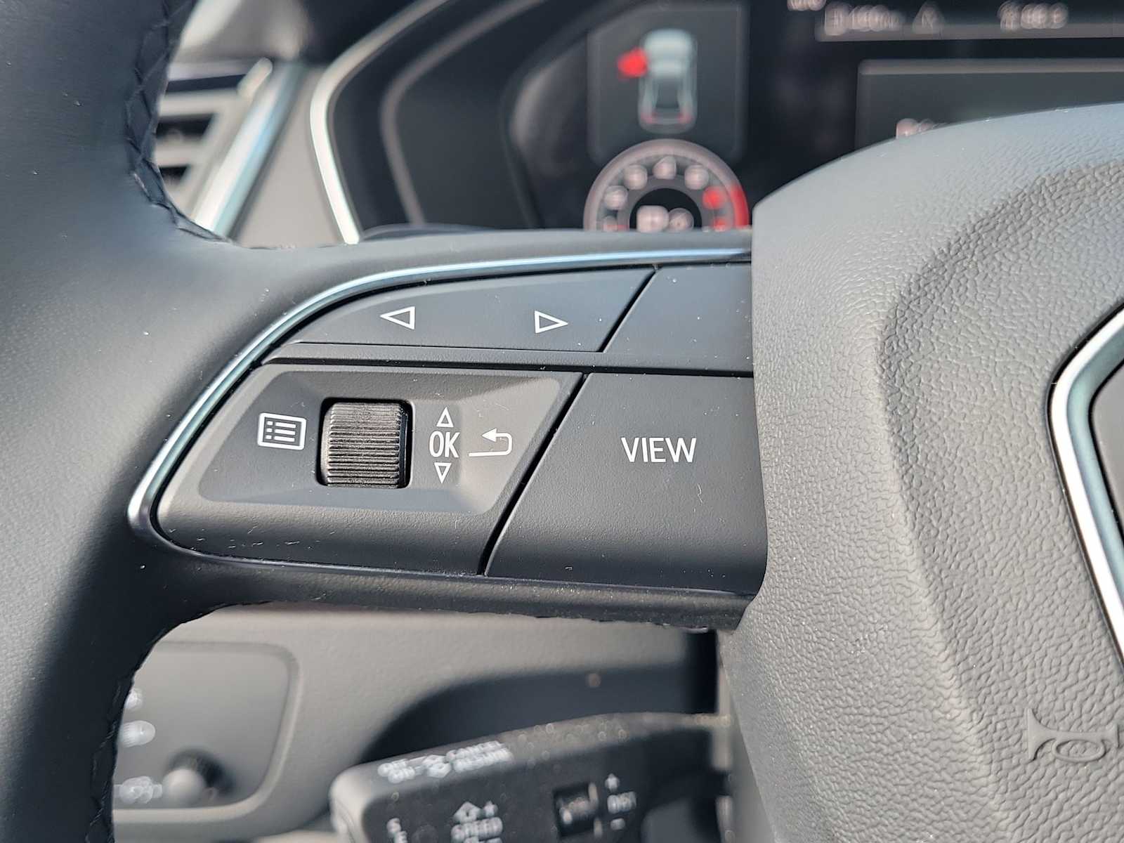 Thumbnail: 2023 Audi Q5 - 21