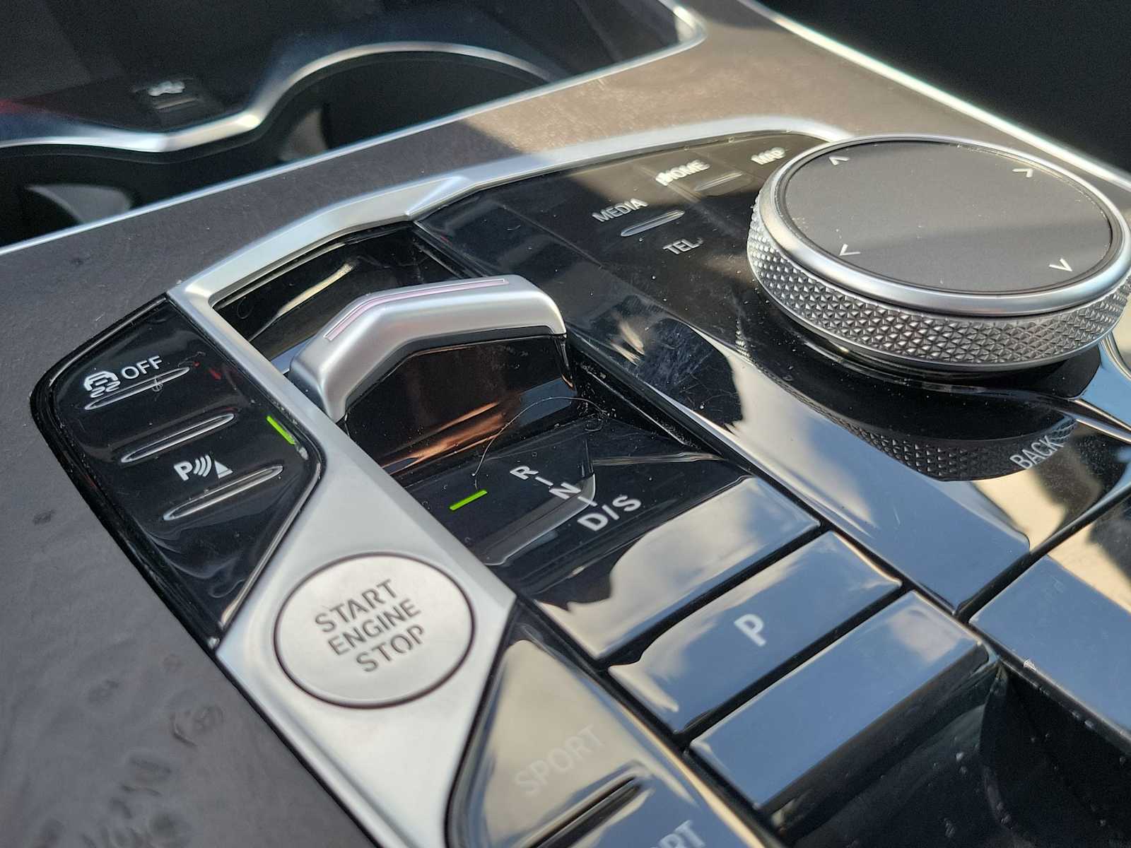 Thumbnail: 2025 BMW X7 - 30