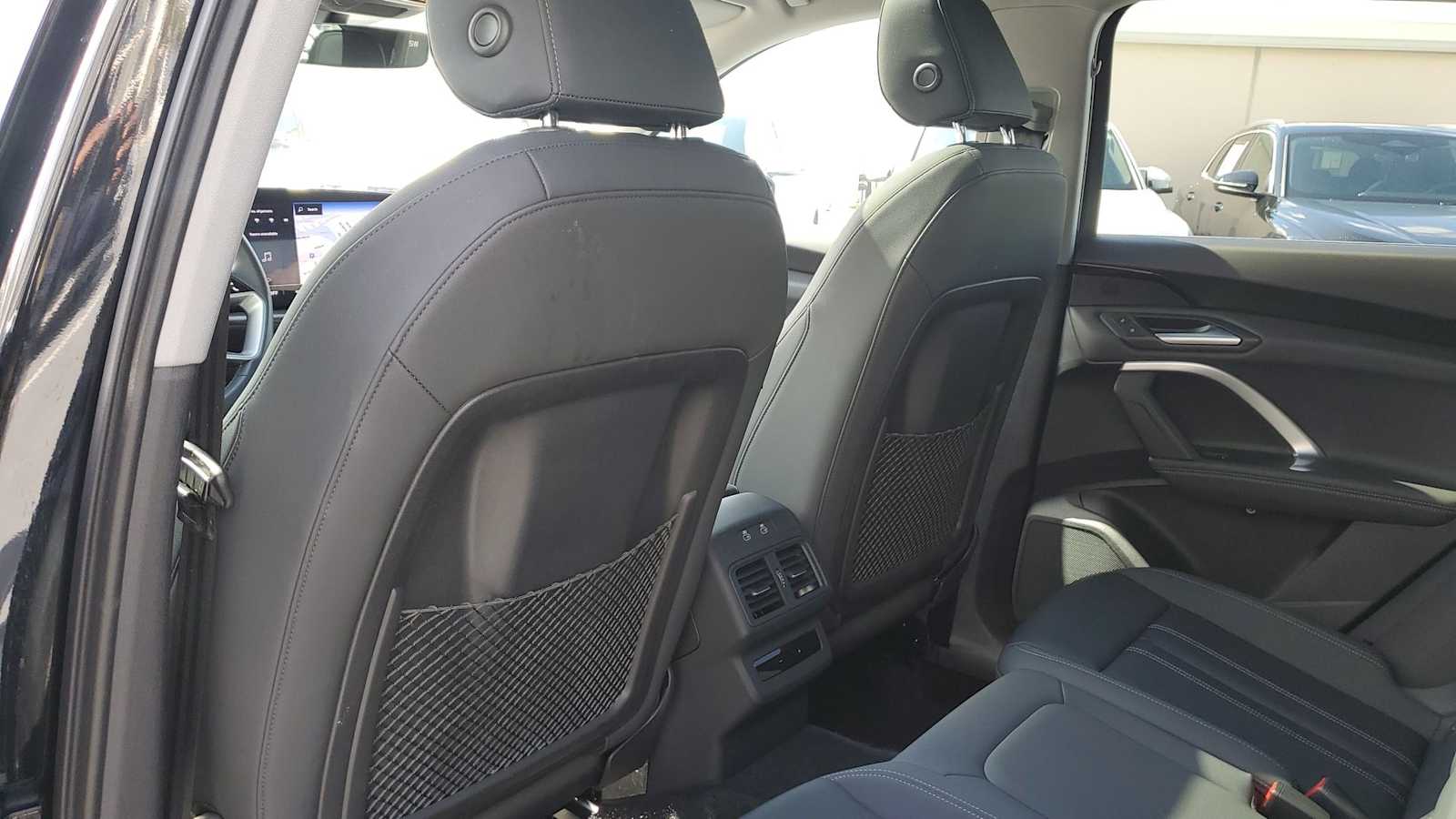 Thumbnail: 2025 Audi Q5 - 18