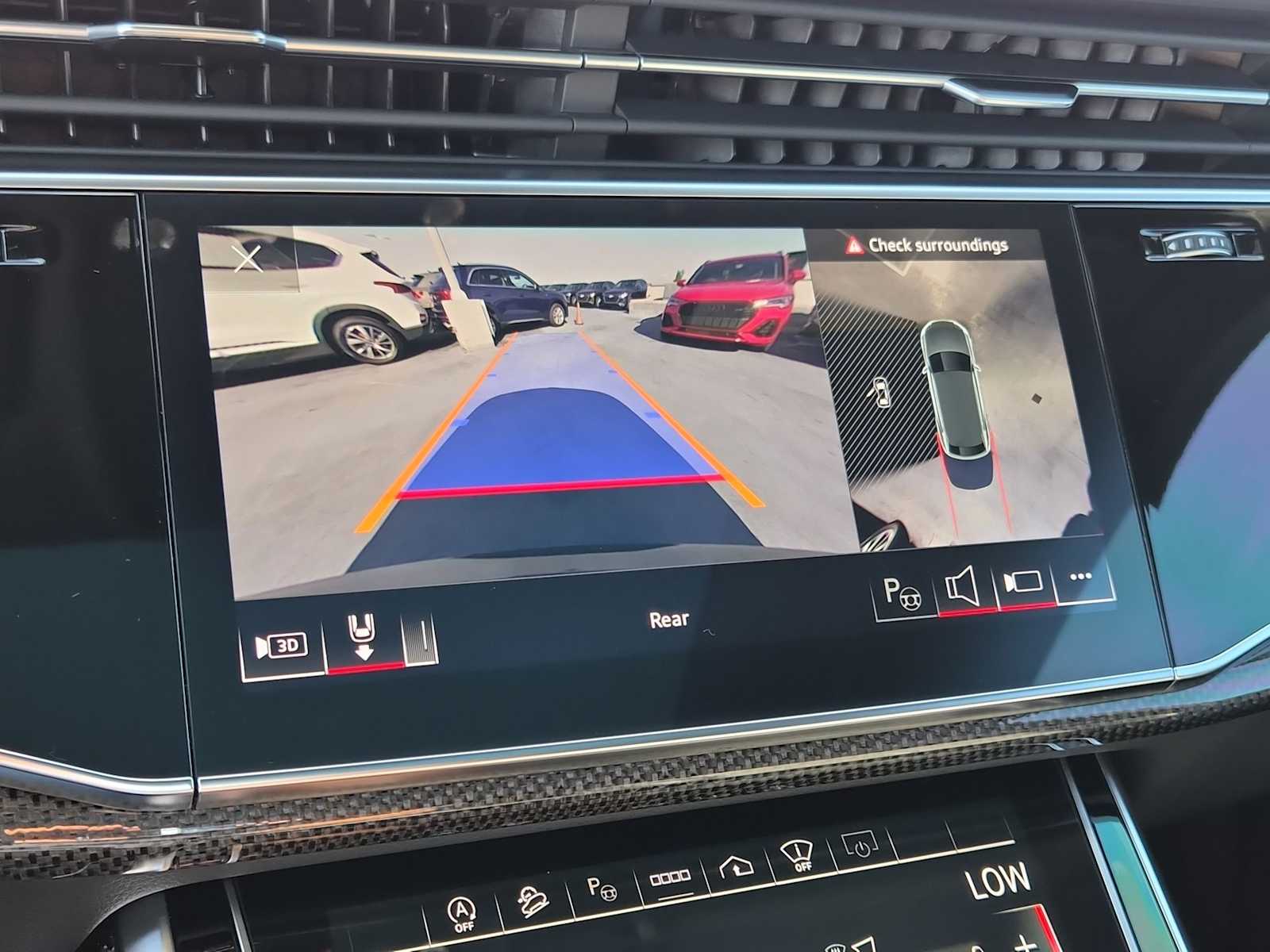 Thumbnail: 2023 Audi SQ8 - 24