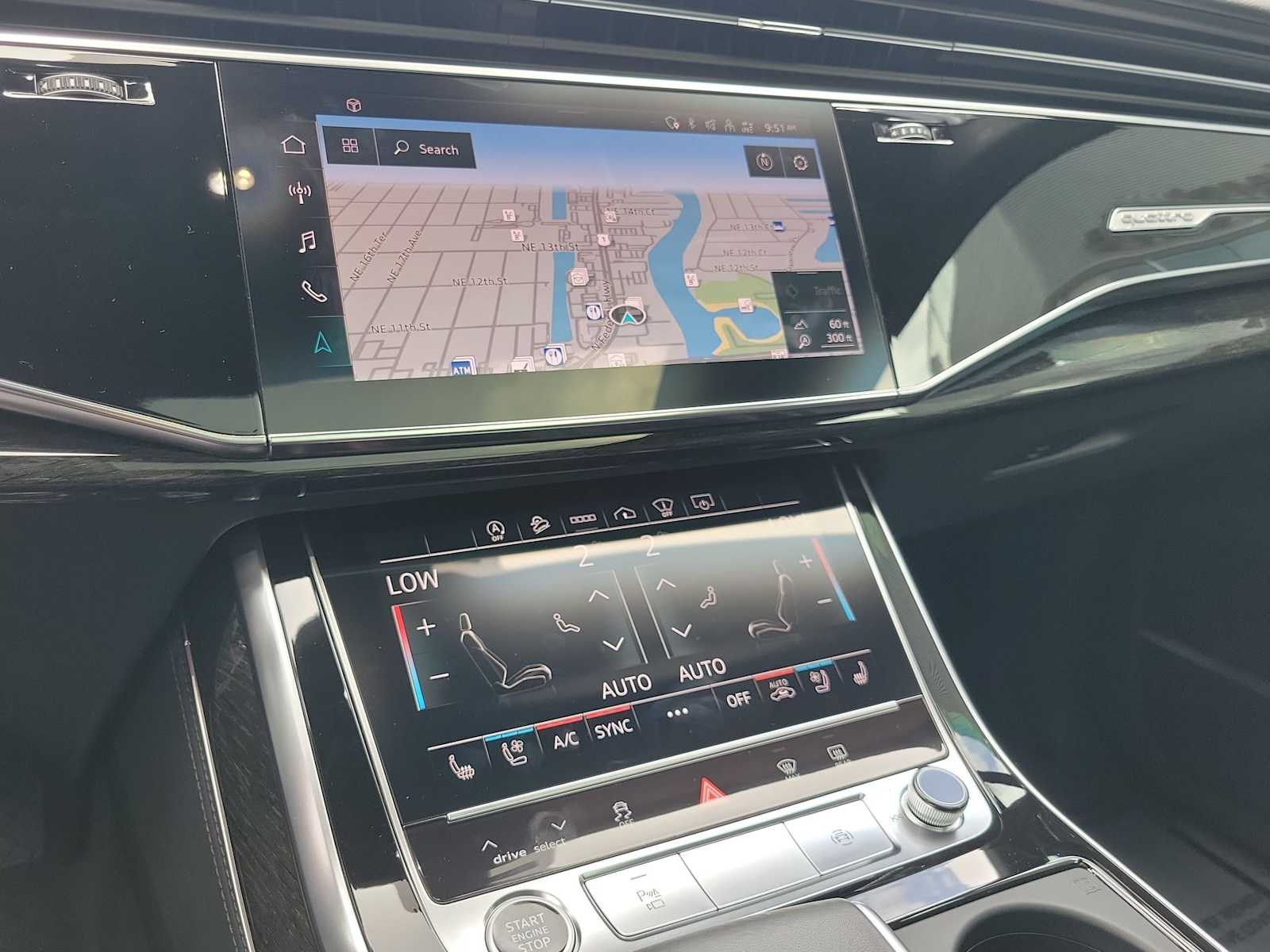 Thumbnail: 2021 Audi Q7 - 25