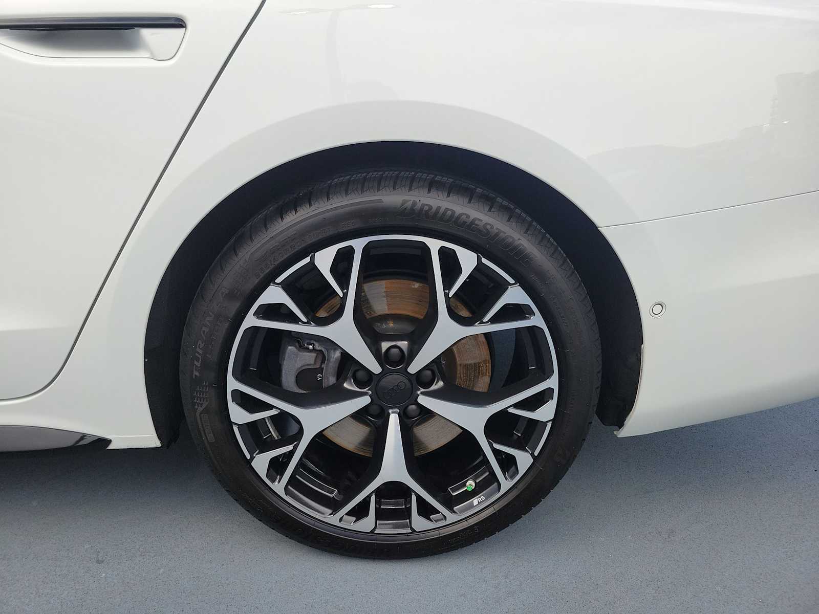 Thumbnail: 2026 Audi A6 - 13
