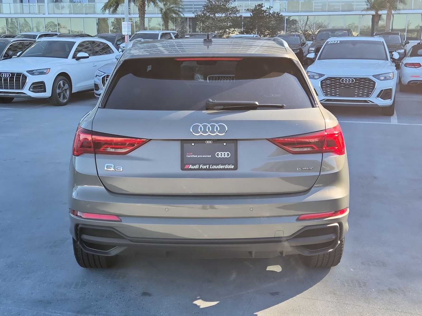 Thumbnail: 2023 Audi Q3 - 5