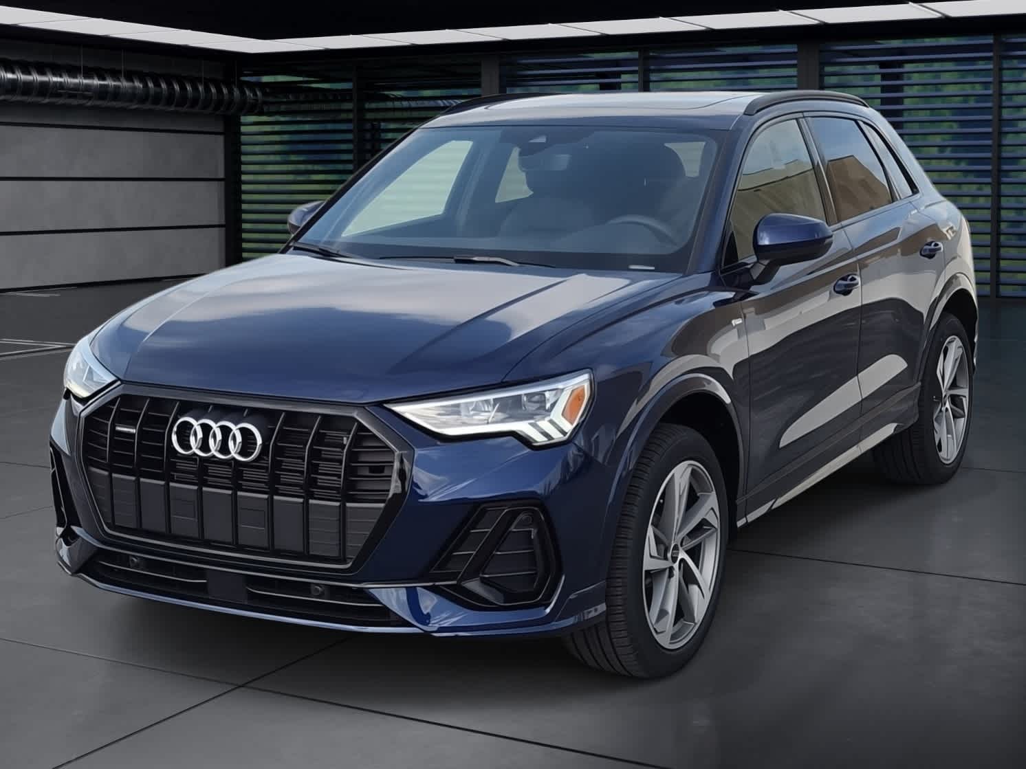 Thumbnail: 2025 Audi Q3 - 1