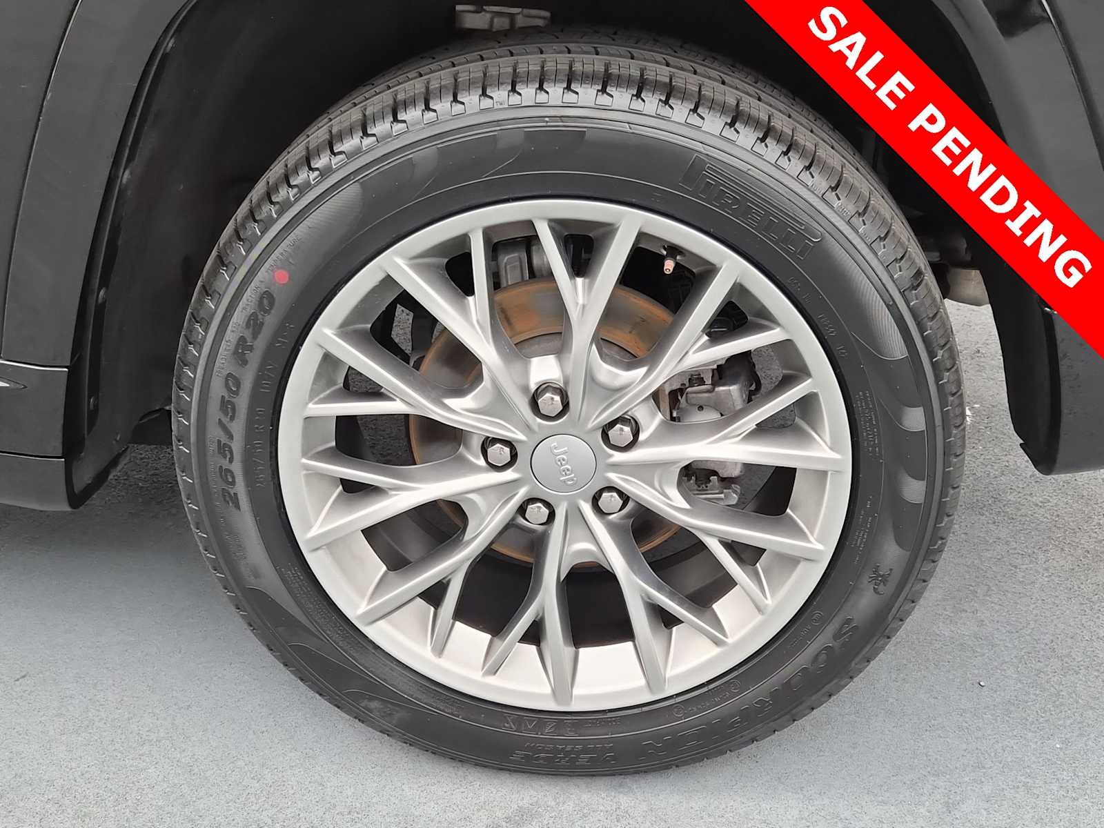 Thumbnail: 2022 Jeep Grand Cherokee - 12