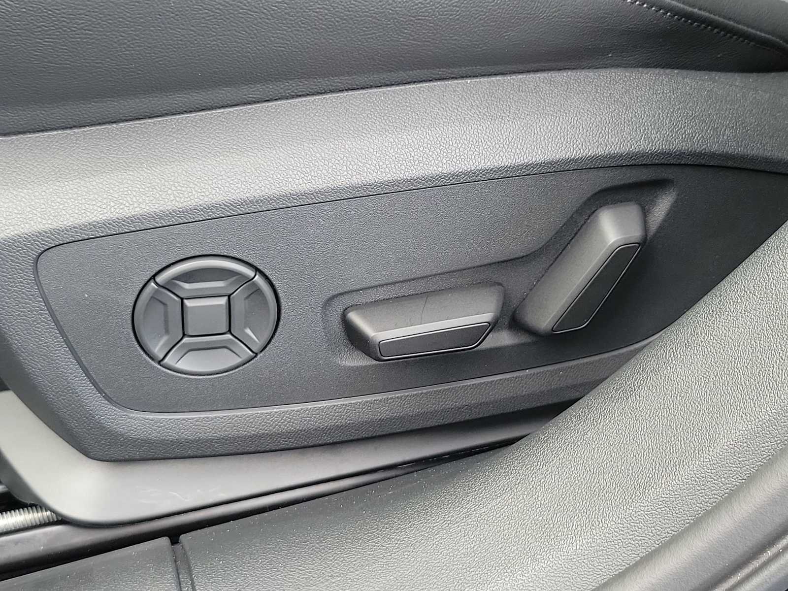 Thumbnail: 2025 Audi A5 - 16