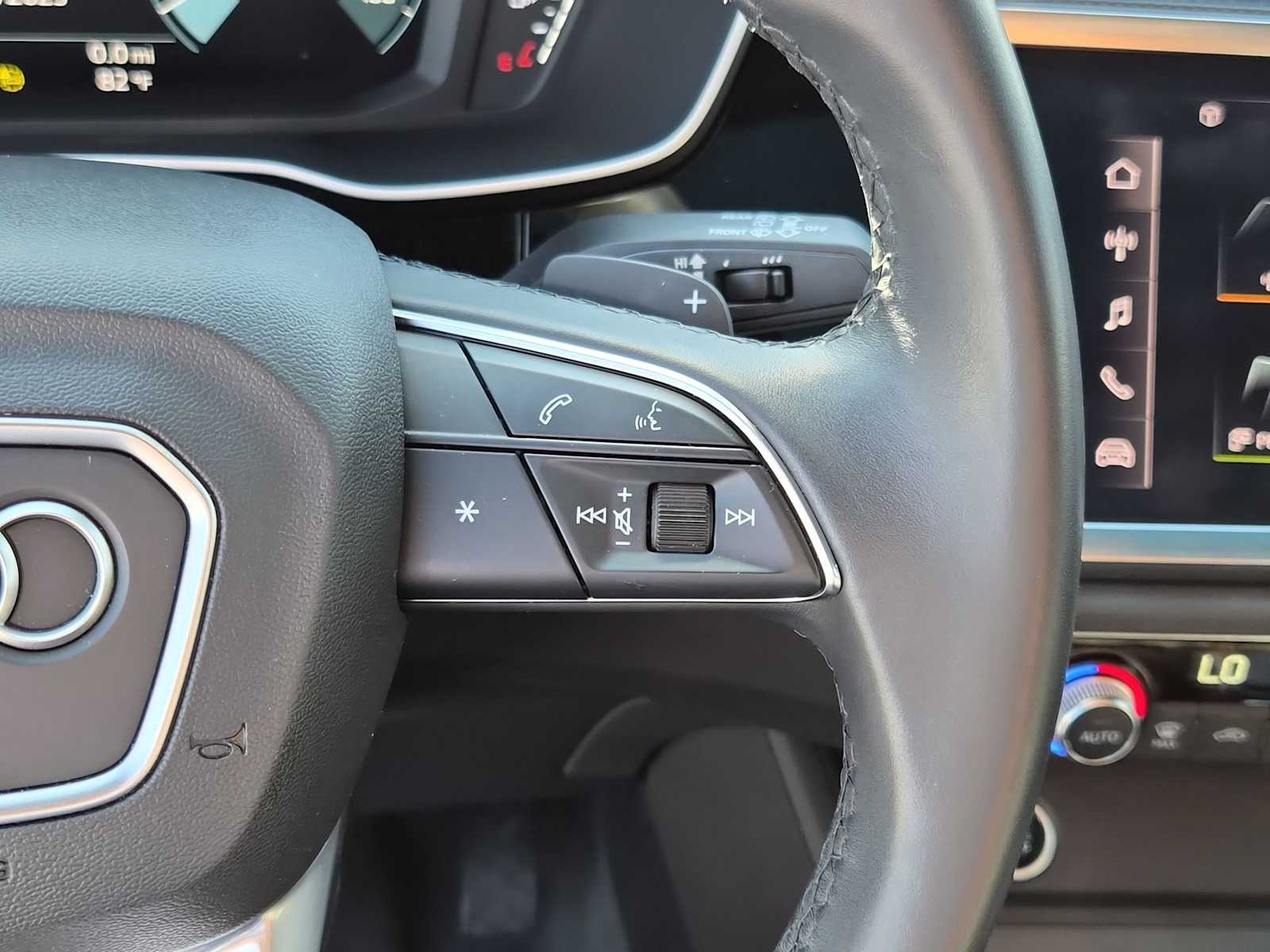 Thumbnail: 2022 Audi Q3 - 22