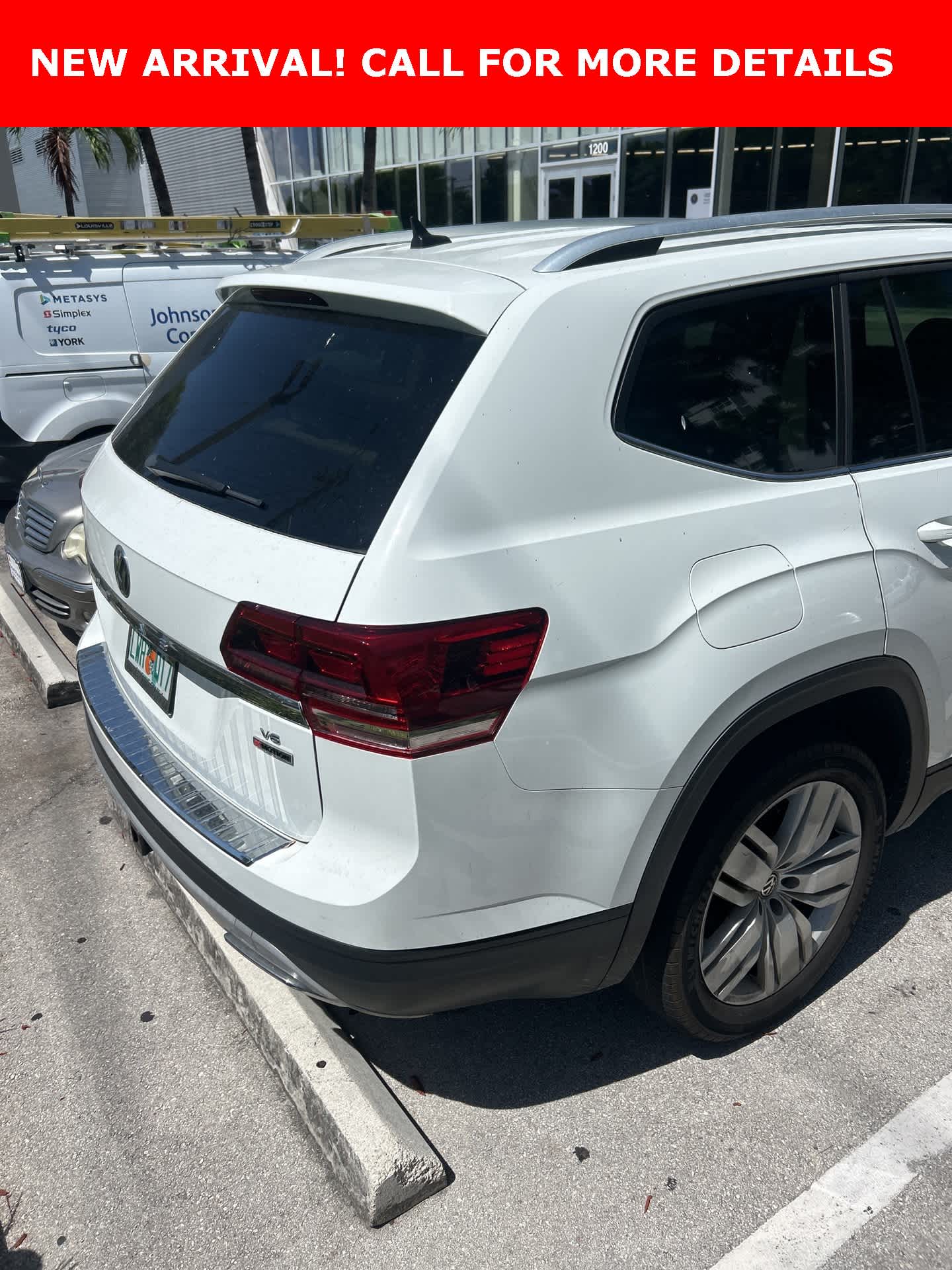 Thumbnail: 2019 Volkswagen Atlas - 3