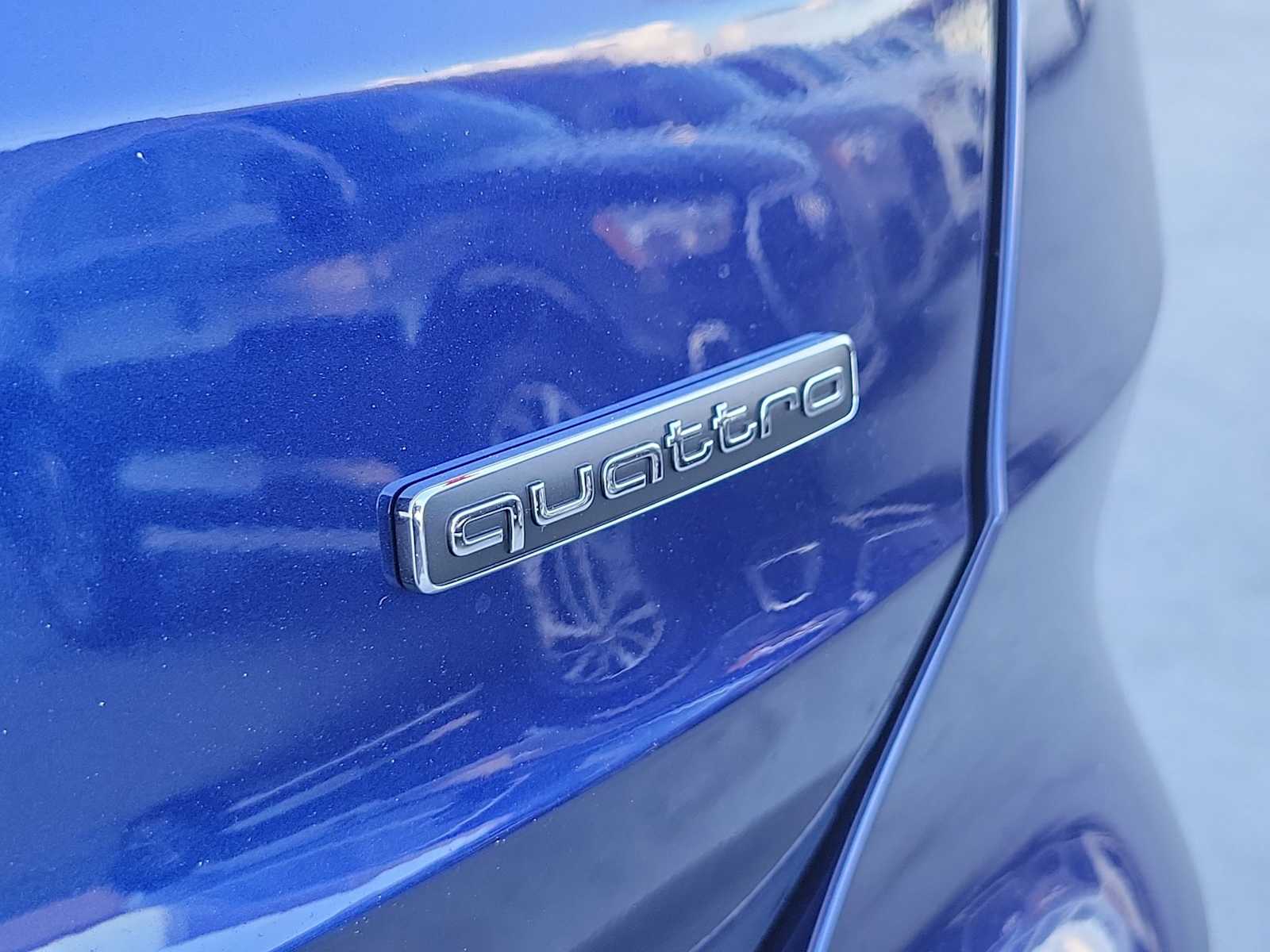 Thumbnail: 2025 Audi Q3 - 11