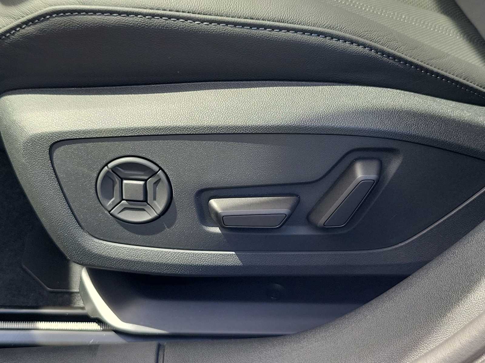 Thumbnail: 2025 Audi A5 - 16