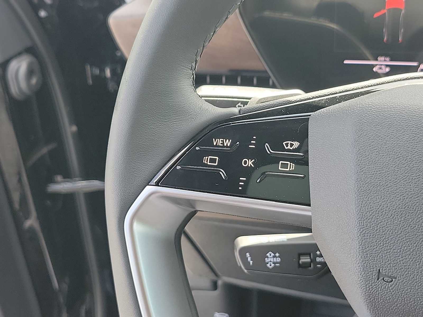 Thumbnail: 2025 Audi e-tron S - 21