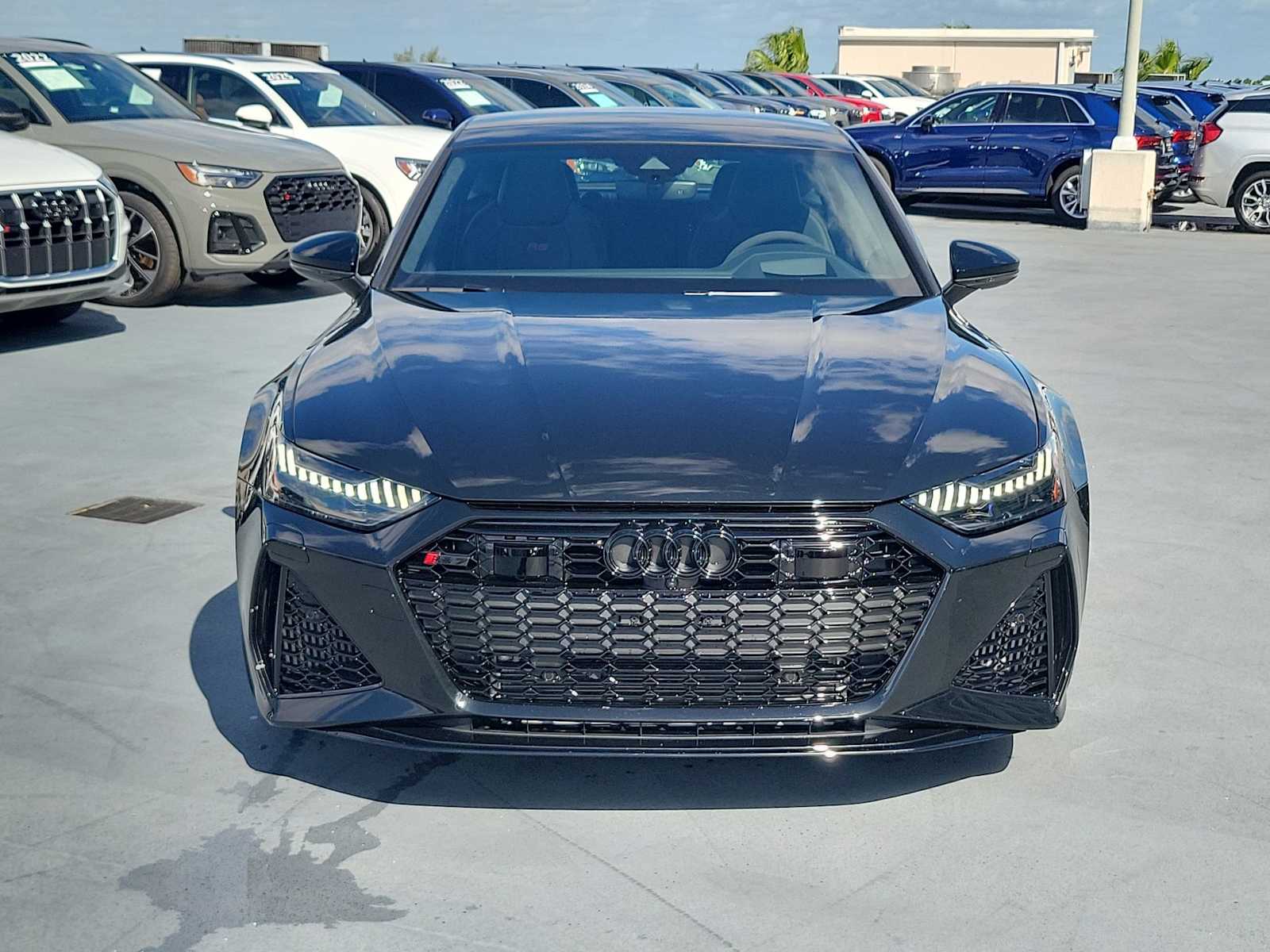 Thumbnail: 2026 Audi RS 7 - 9