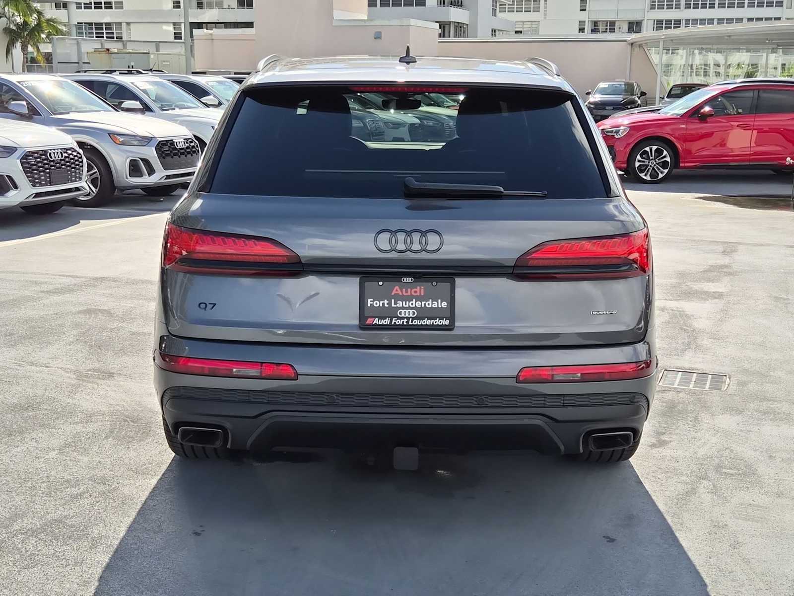 Thumbnail: 2026 Audi Q7 - 5