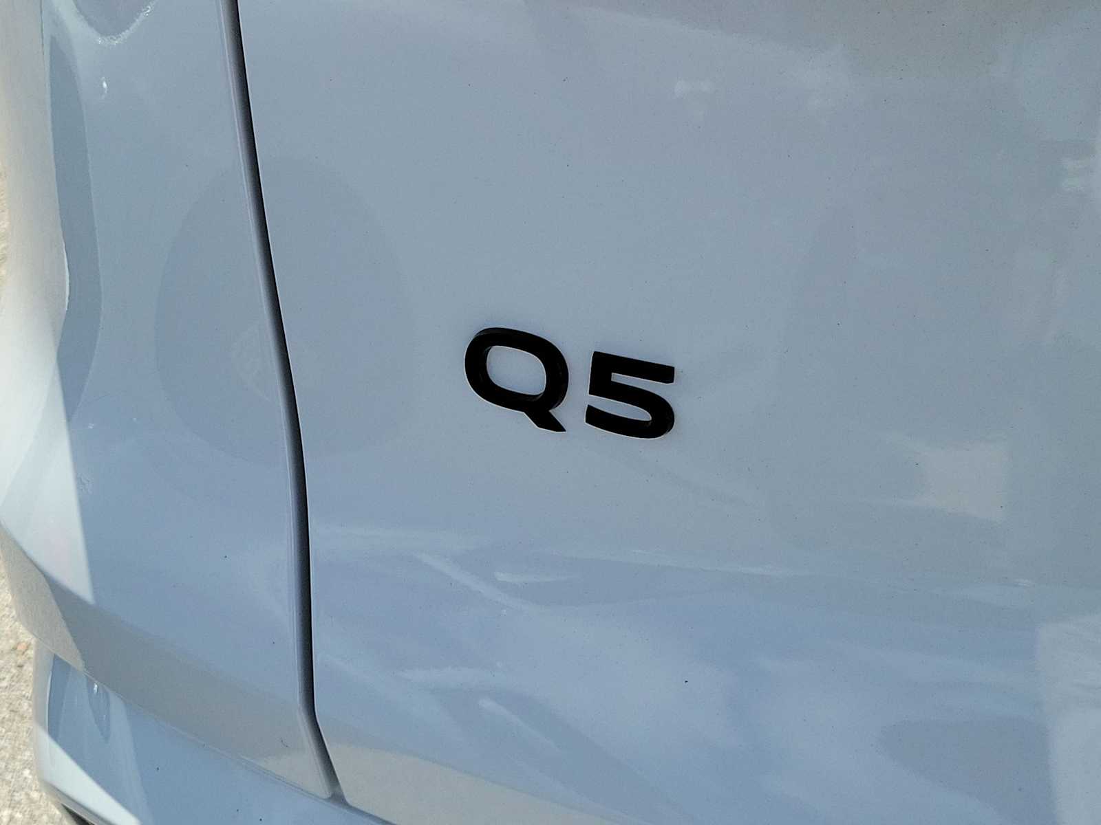 Thumbnail: 2026 Audi Q5 - 15