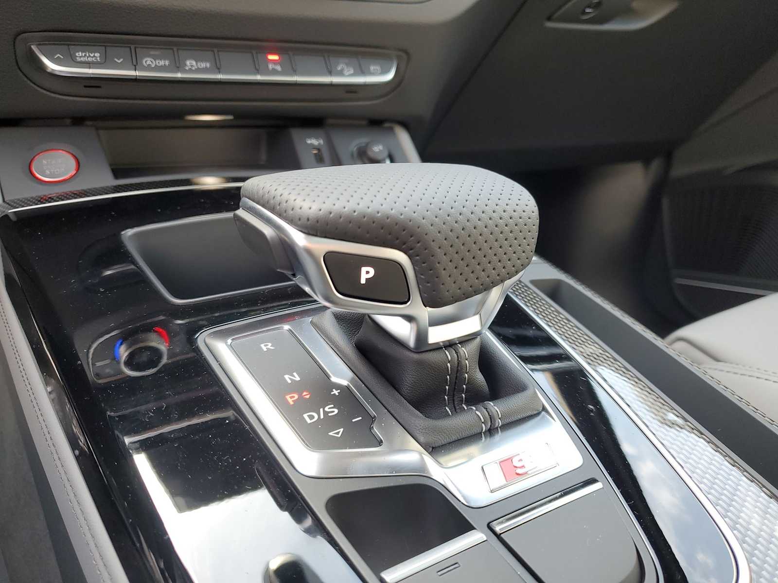 2025 Audi SQ5 Premium Plus 22