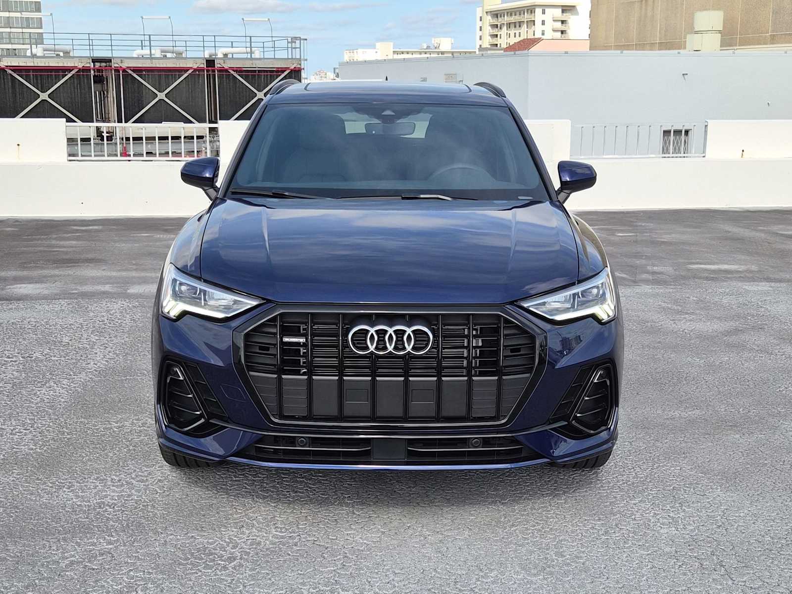 Thumbnail: 2025 Audi Q3 - 9