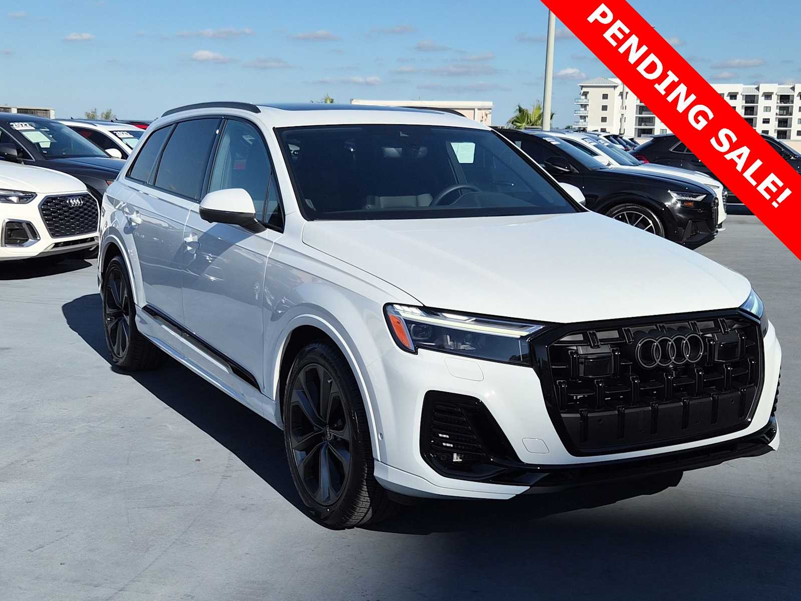 Thumbnail: 2025 Audi Q7 - 8