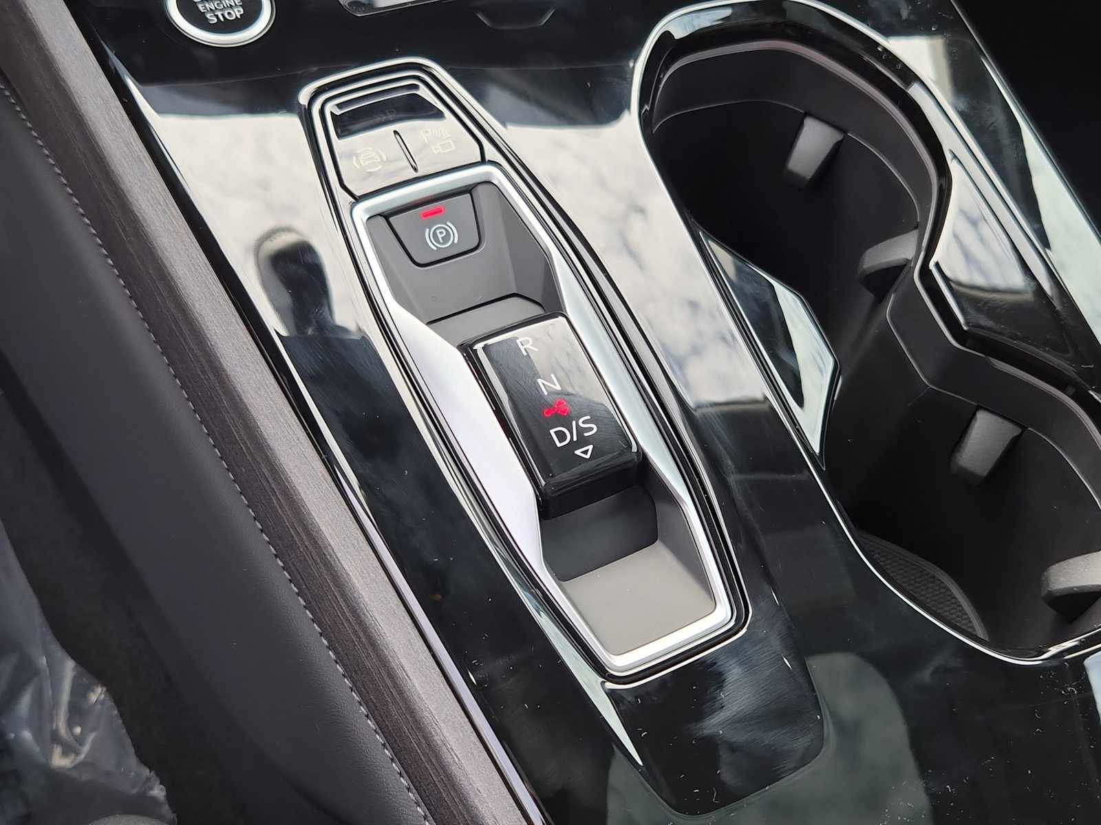 Thumbnail: 2025 Audi A5 - 25