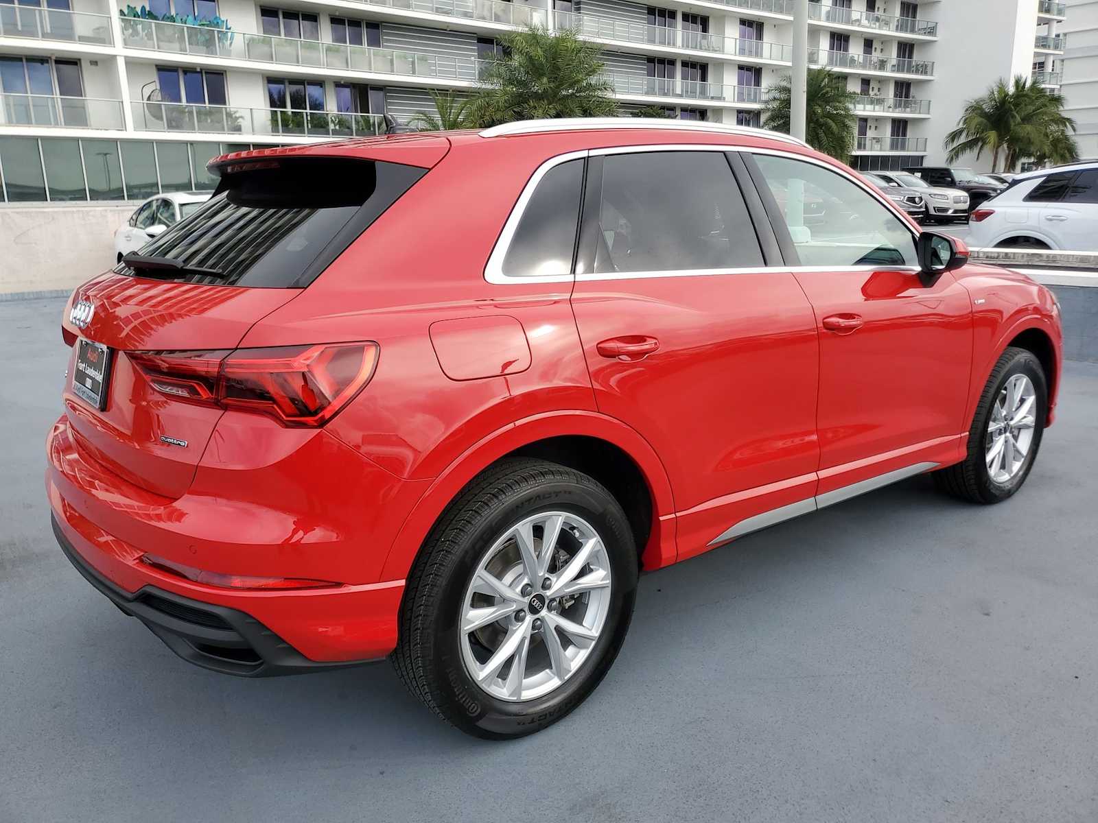 Thumbnail: 2024 Audi Q3 - 6