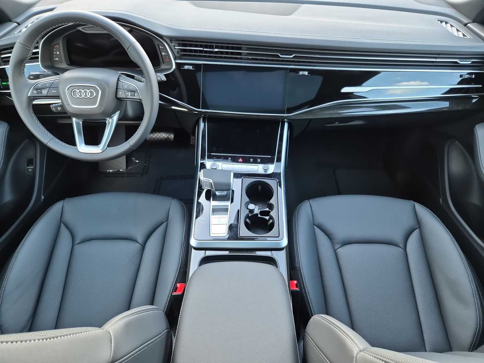 Thumbnail: 2026 Audi Q8 - 14