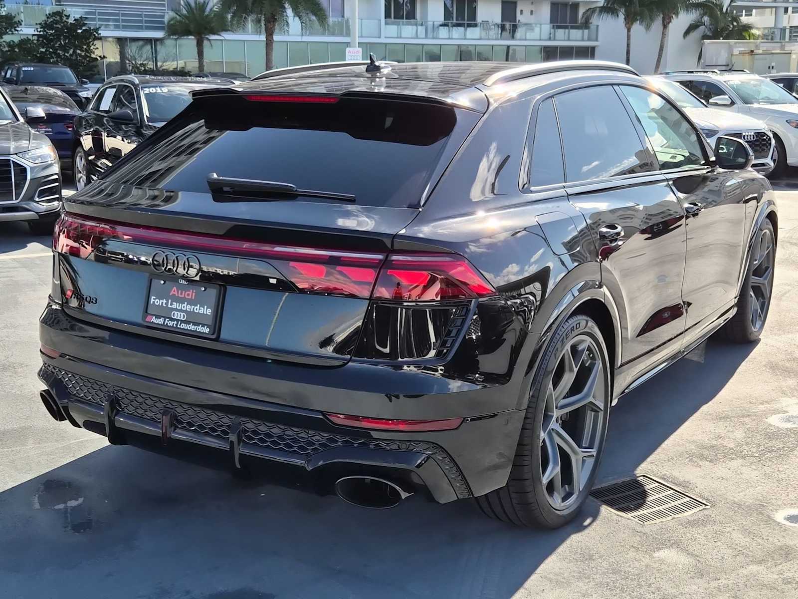 Thumbnail: 2026 Audi RS Q8 - 6