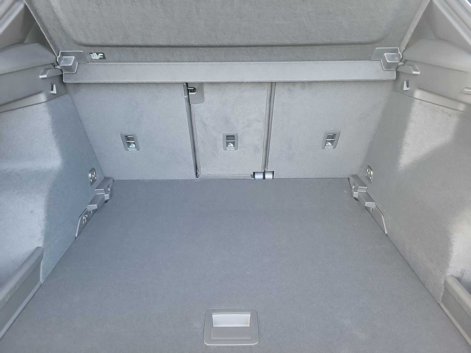 Thumbnail: 2025 Audi Q3 - 26