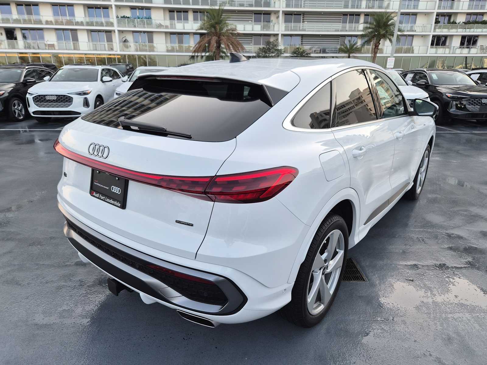 Thumbnail: 2025 Audi Q5 - 6